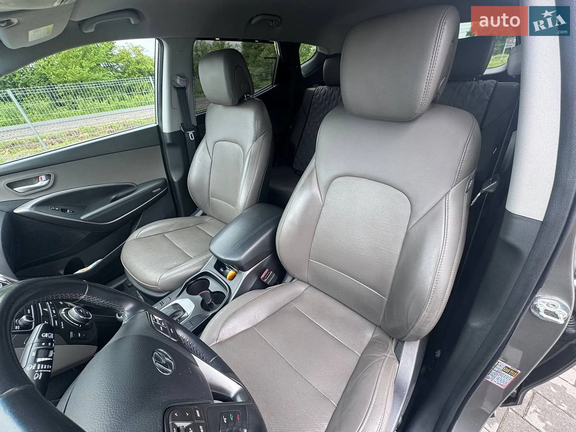 2016 Hyundai Santa Fe - мініатюра 29