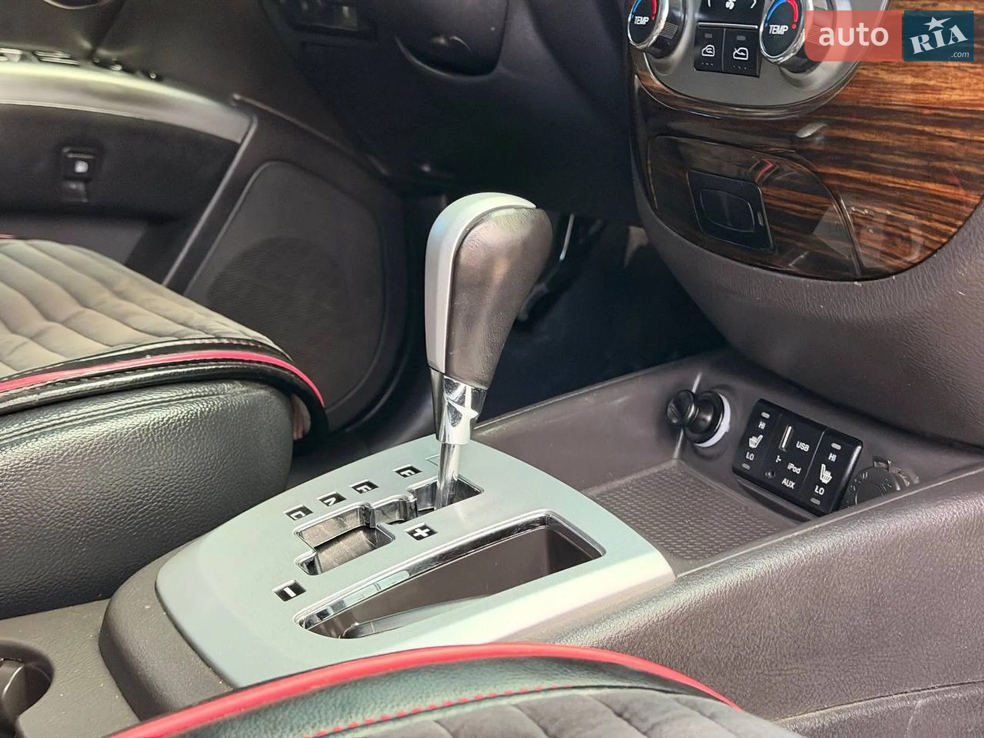 2012 Hyundai Santa Fe - мініатюра 46