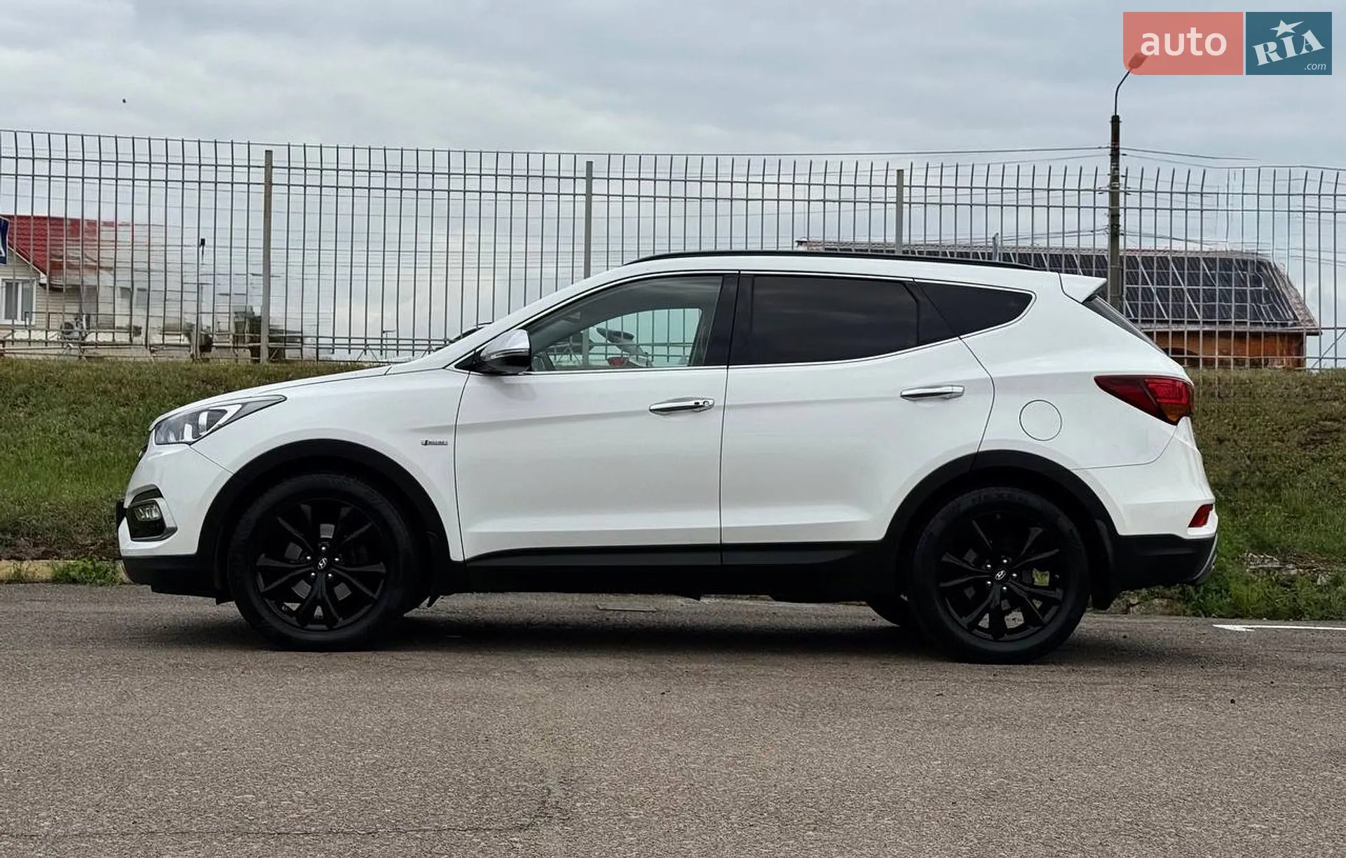 2016 Hyundai Santa Fe - мініатюра 16