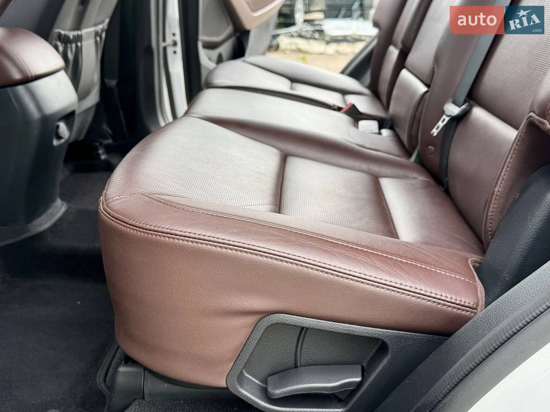 2016 Hyundai Santa Fe - мініатюра 30