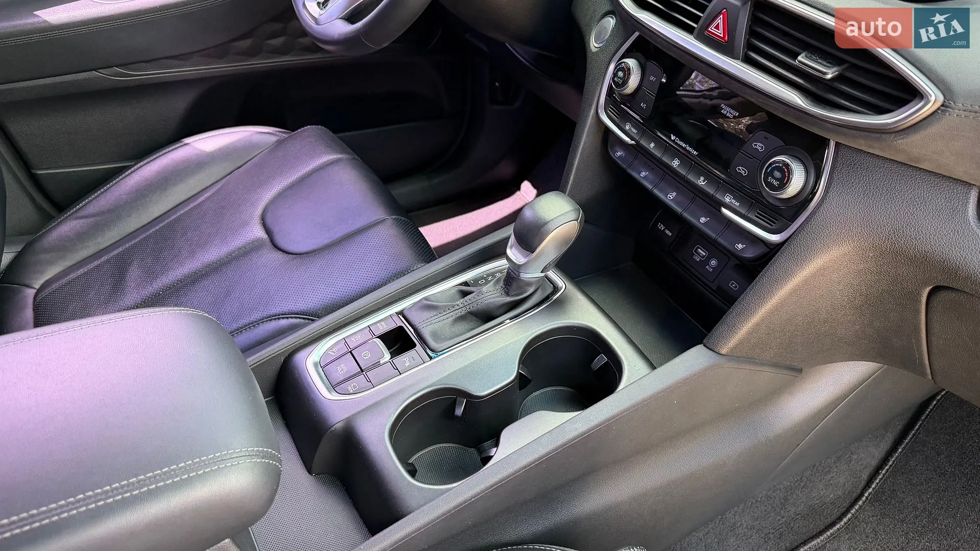 2018 Hyundai Santa Fe - мініатюра 24