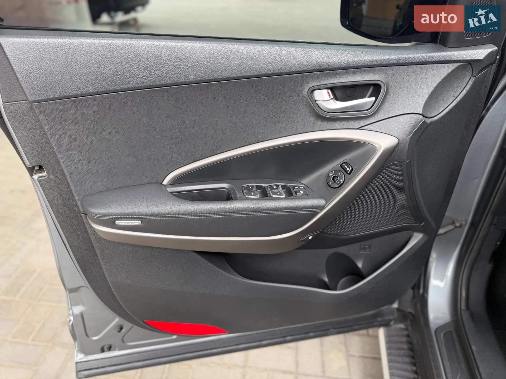 2017 Hyundai Santa Fe - мініатюра 16