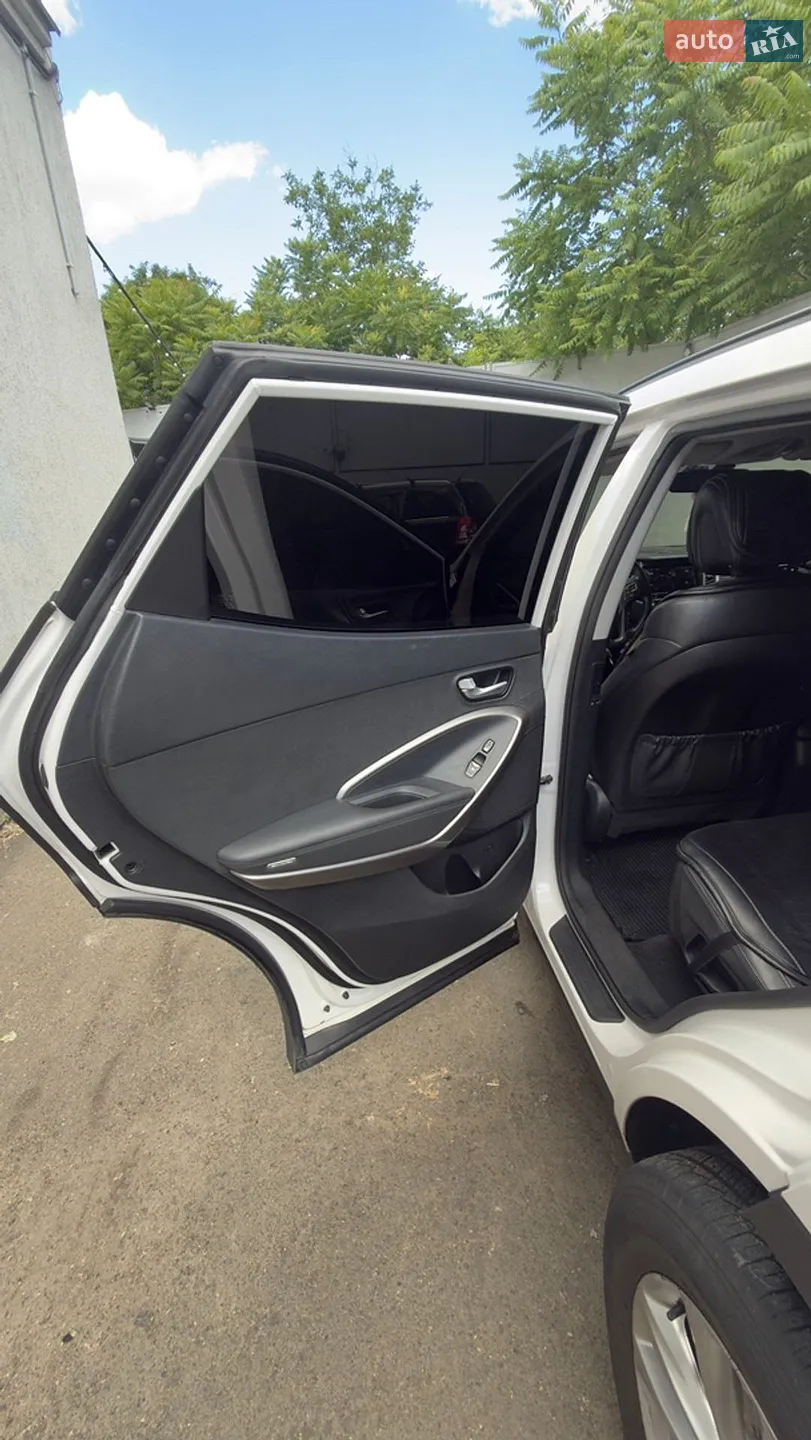 2016 Hyundai Santa Fe - мініатюра 23