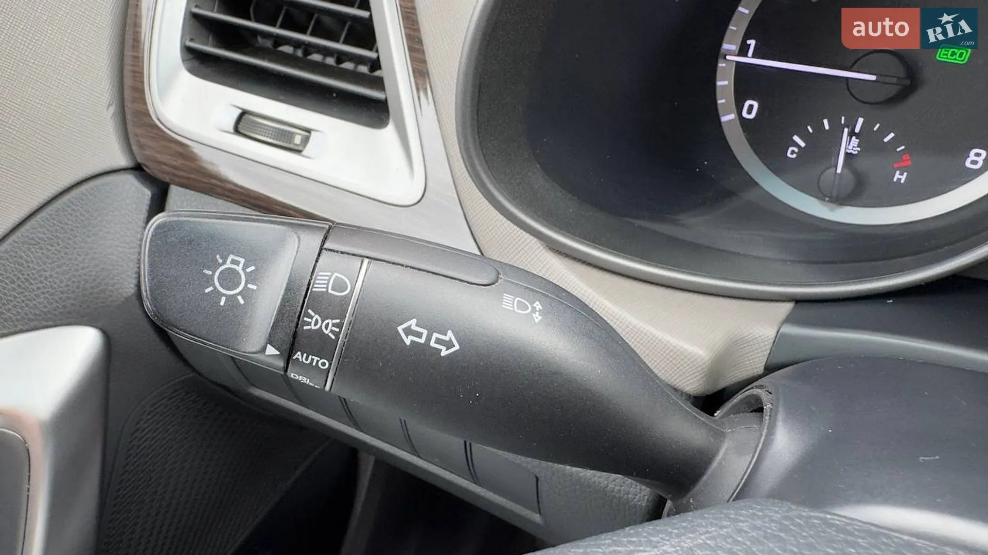 2016 Hyundai Santa Fe - мініатюра 25