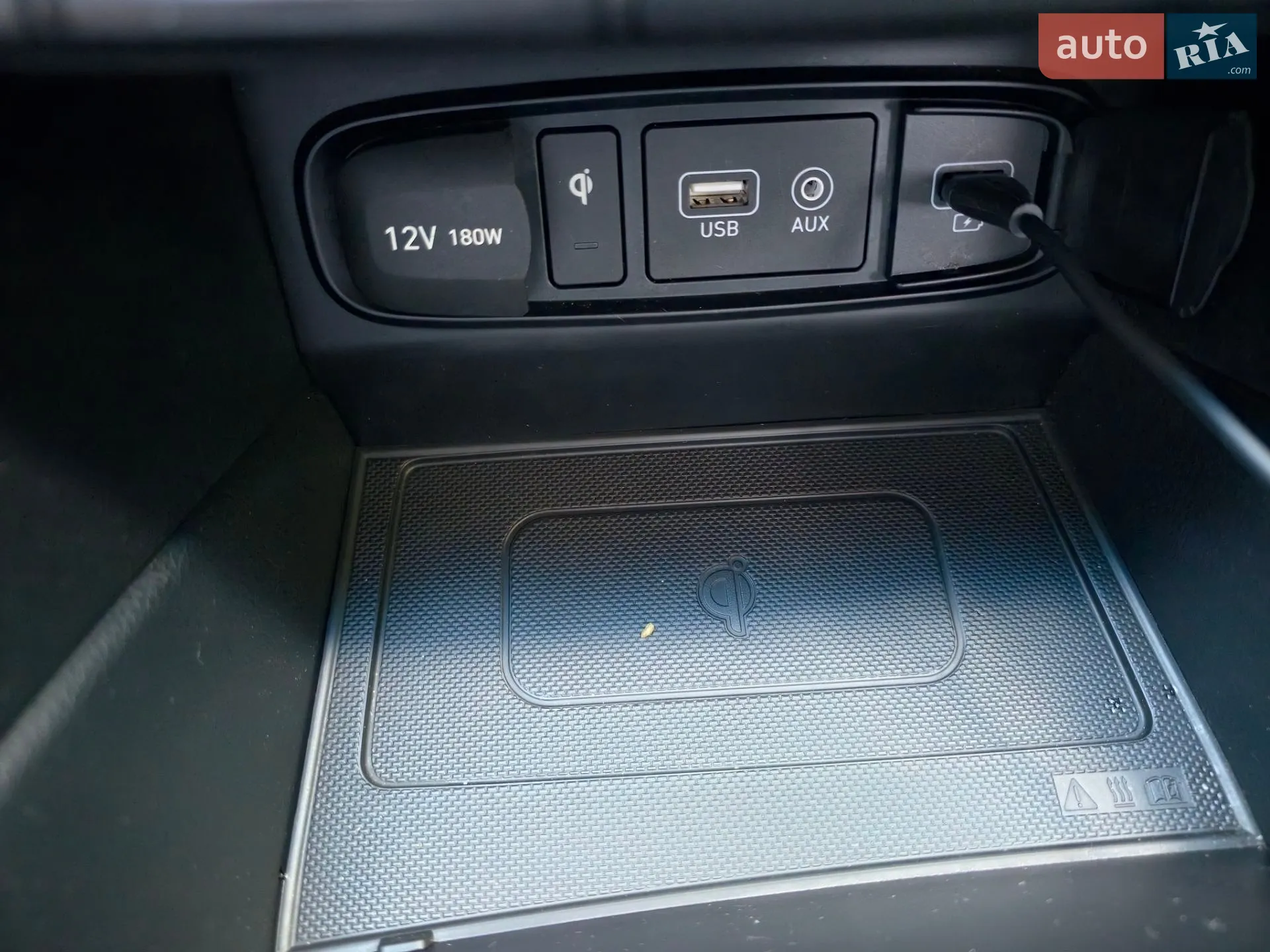 2018 Hyundai Santa Fe - мініатюра 26