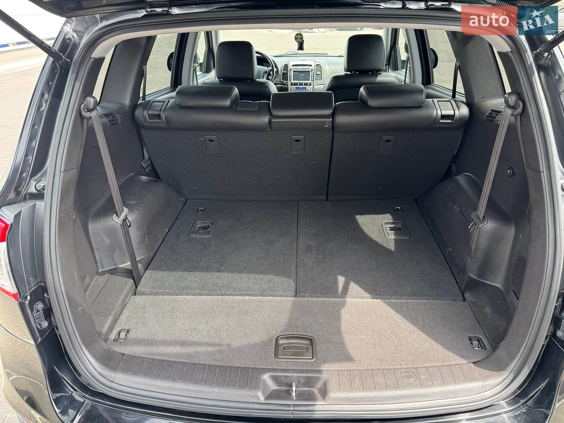 2011 Hyundai Santa Fe - мініатюра 14