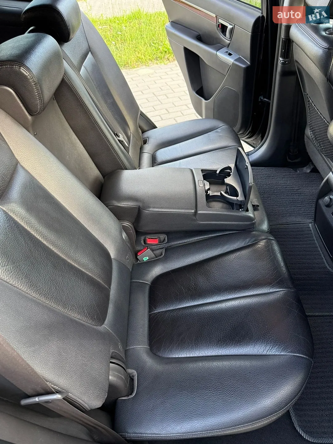 2010 Hyundai Santa Fe - мініатюра 13