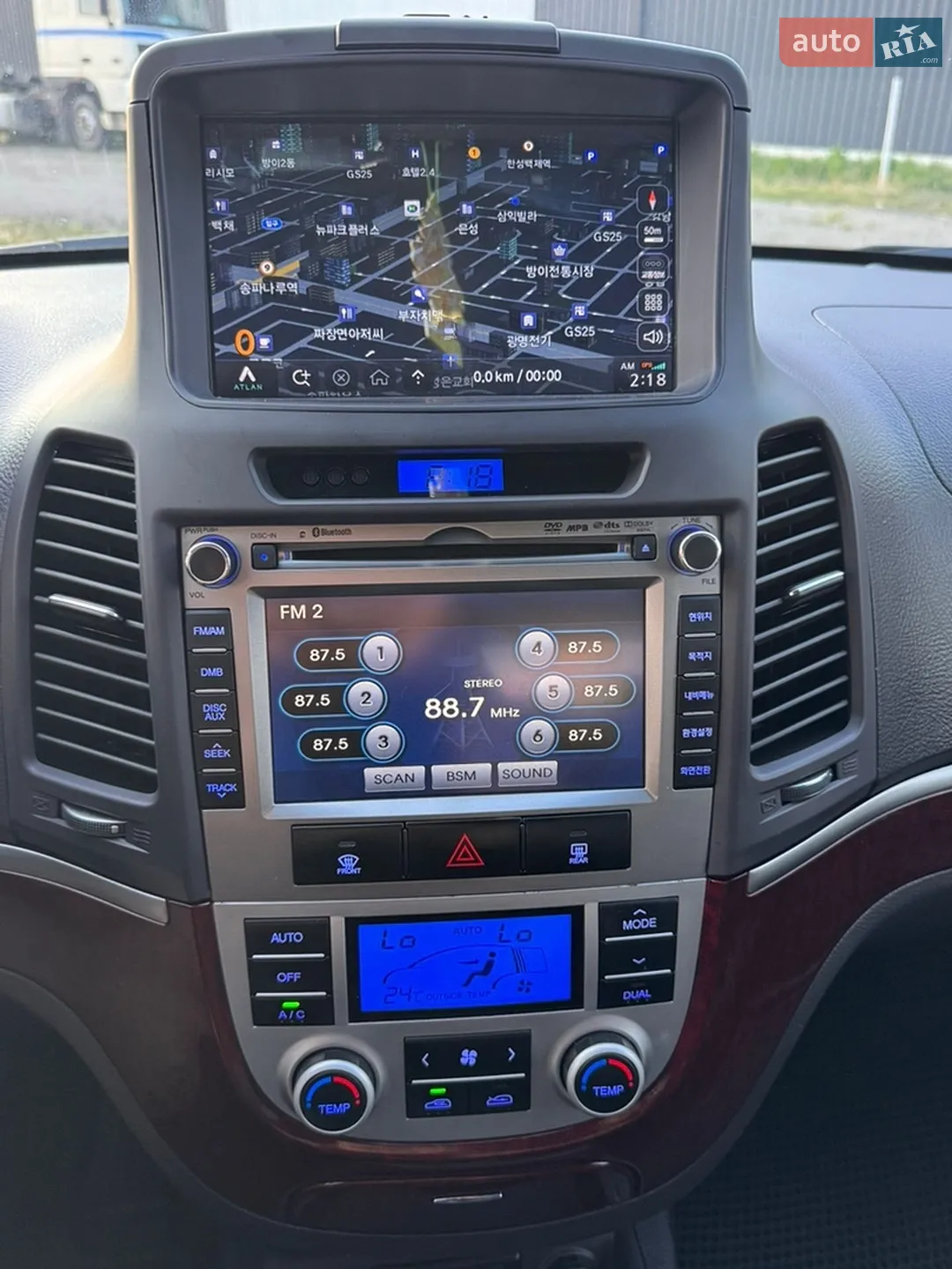 2011 Hyundai Santa Fe - мініатюра 41