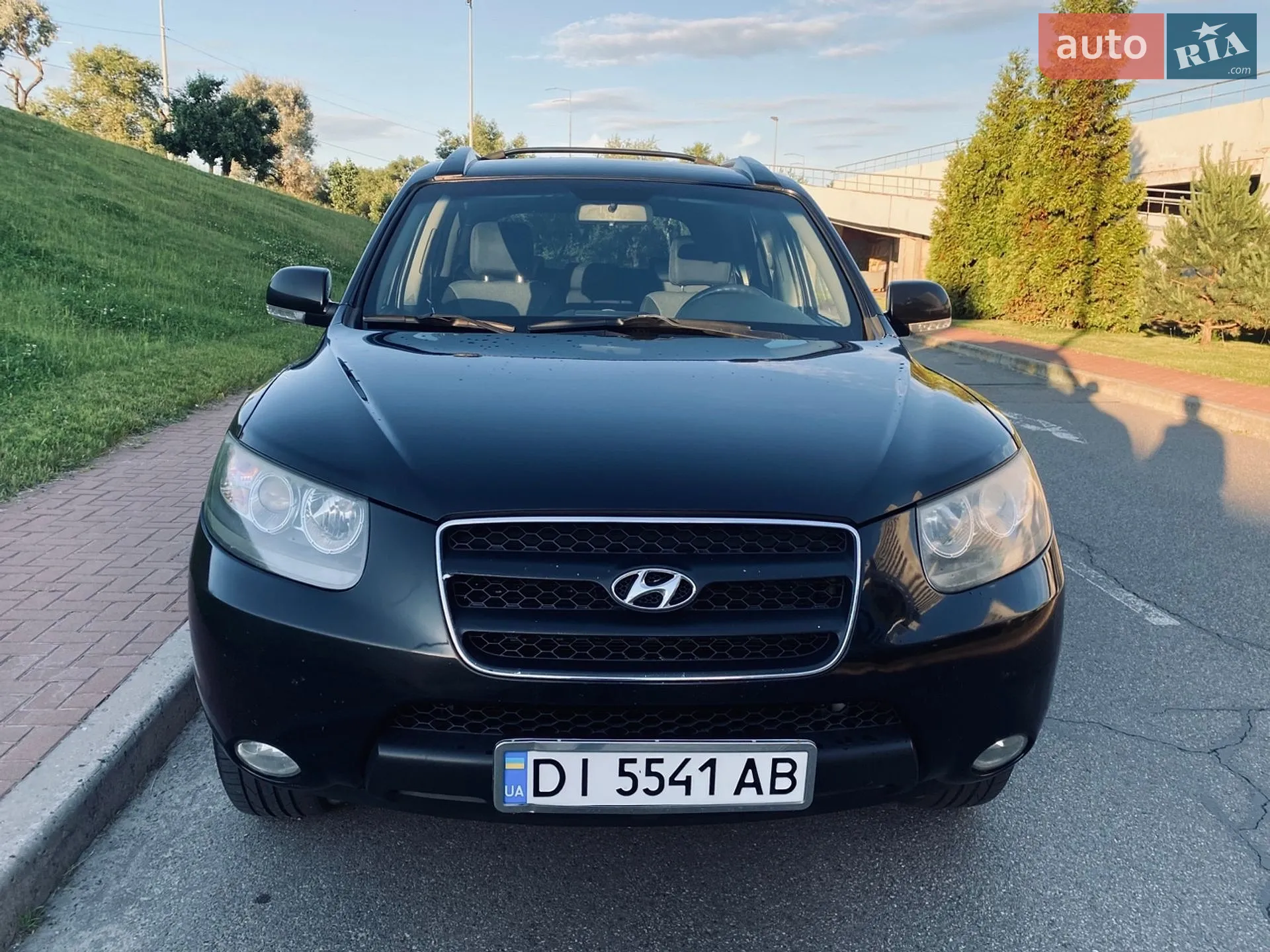 Hyundai Santa FE 2009 VIN KMHSH81WP9U460079 фото оголошення 2 з 10