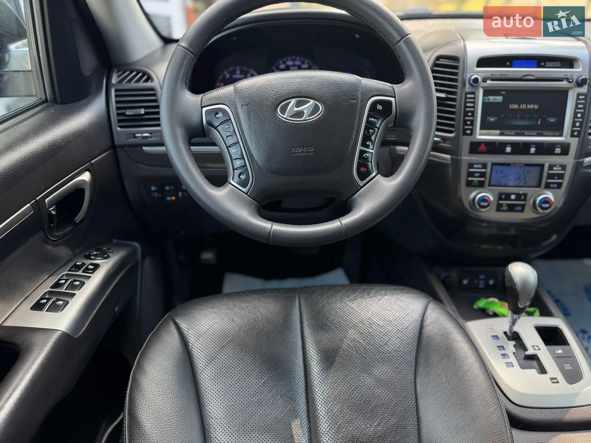 2011 Hyundai Santa Fe - мініатюра 24