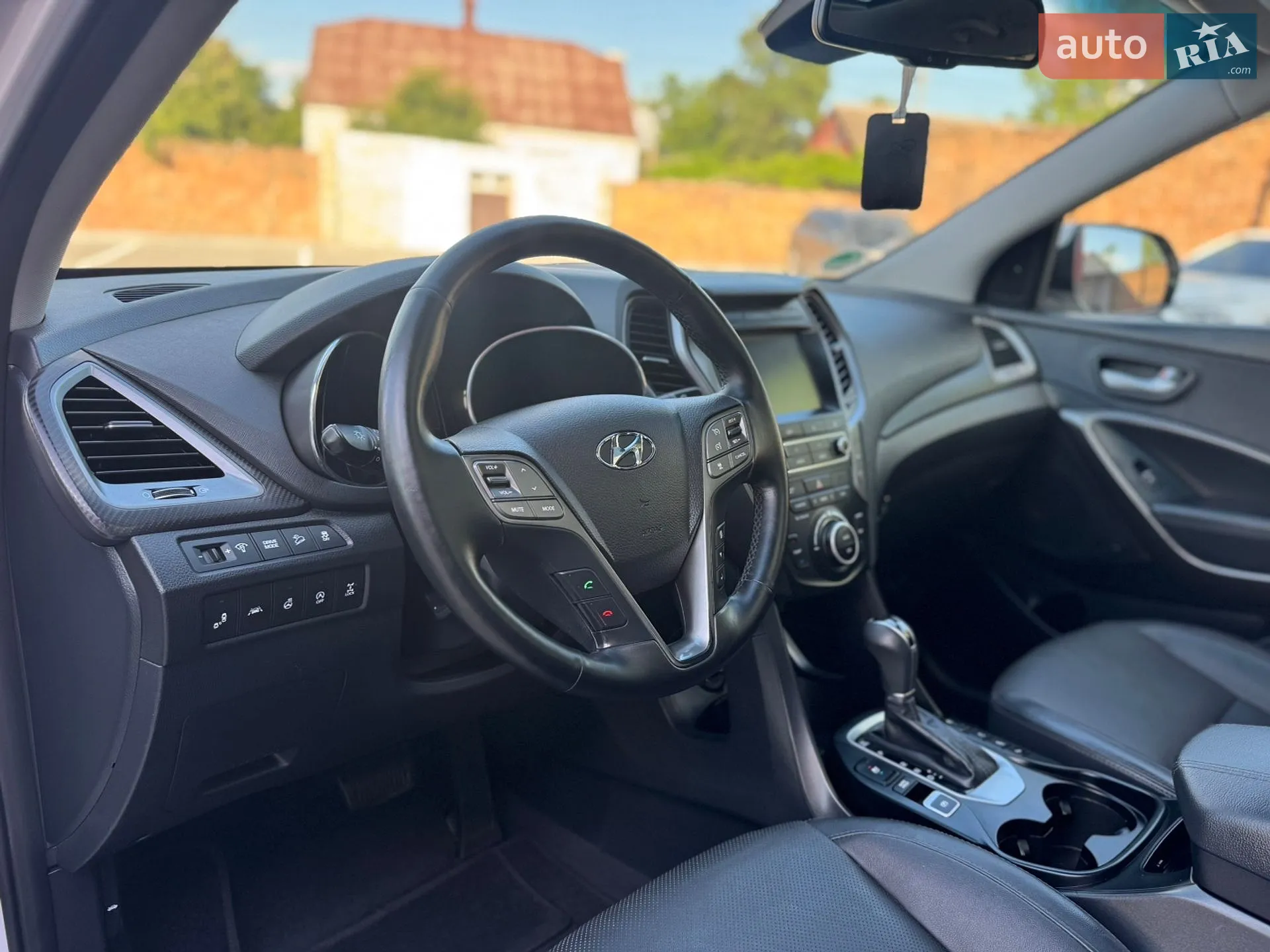 2016 Hyundai Santa Fe - мініатюра 17