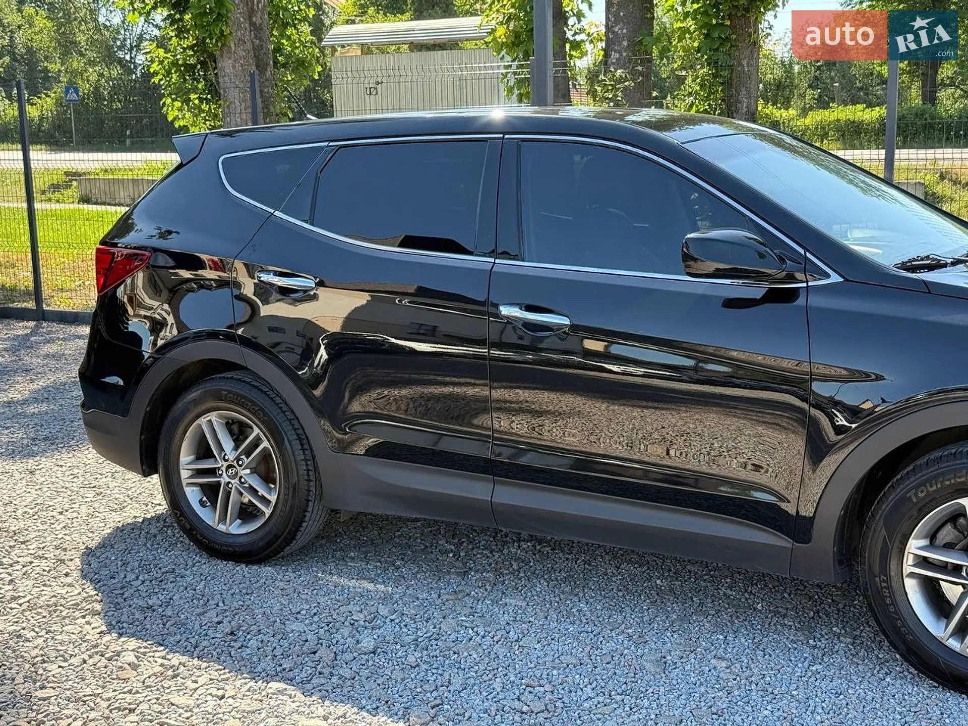 2017 Hyundai Santa Fe - мініатюра 22