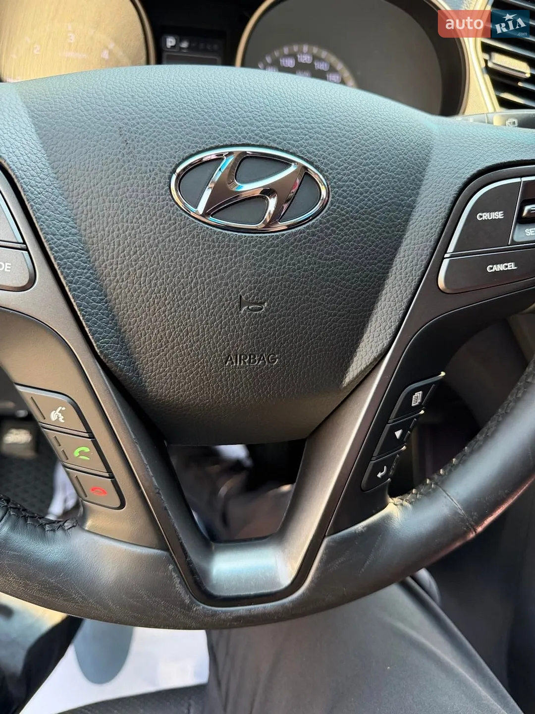 2016 Hyundai Santa Fe - мініатюра 28