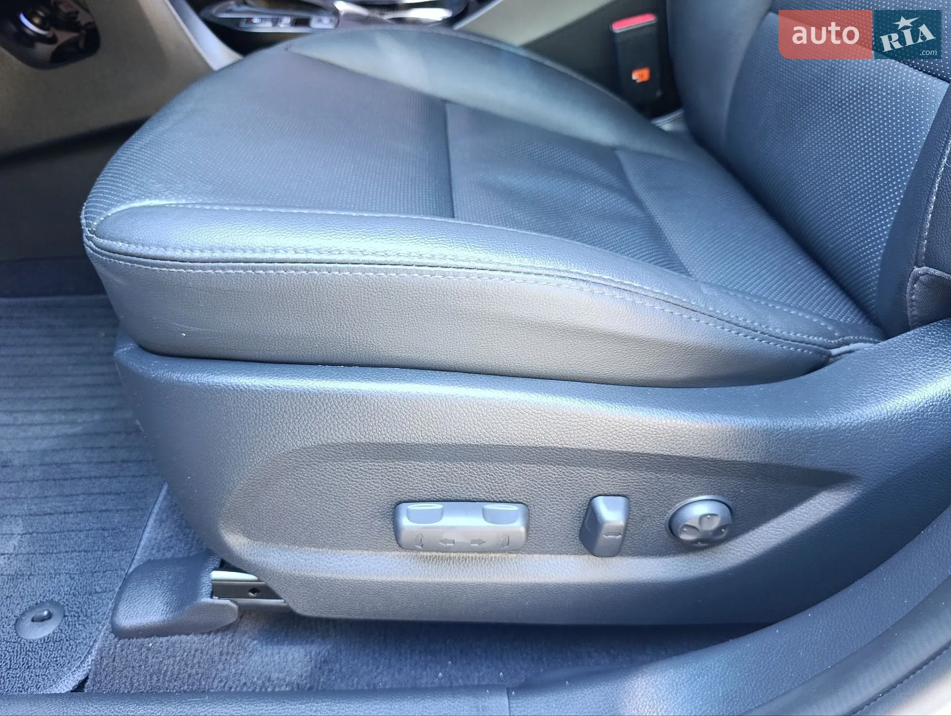 2013 Hyundai Santa Fe - мініатюра 46