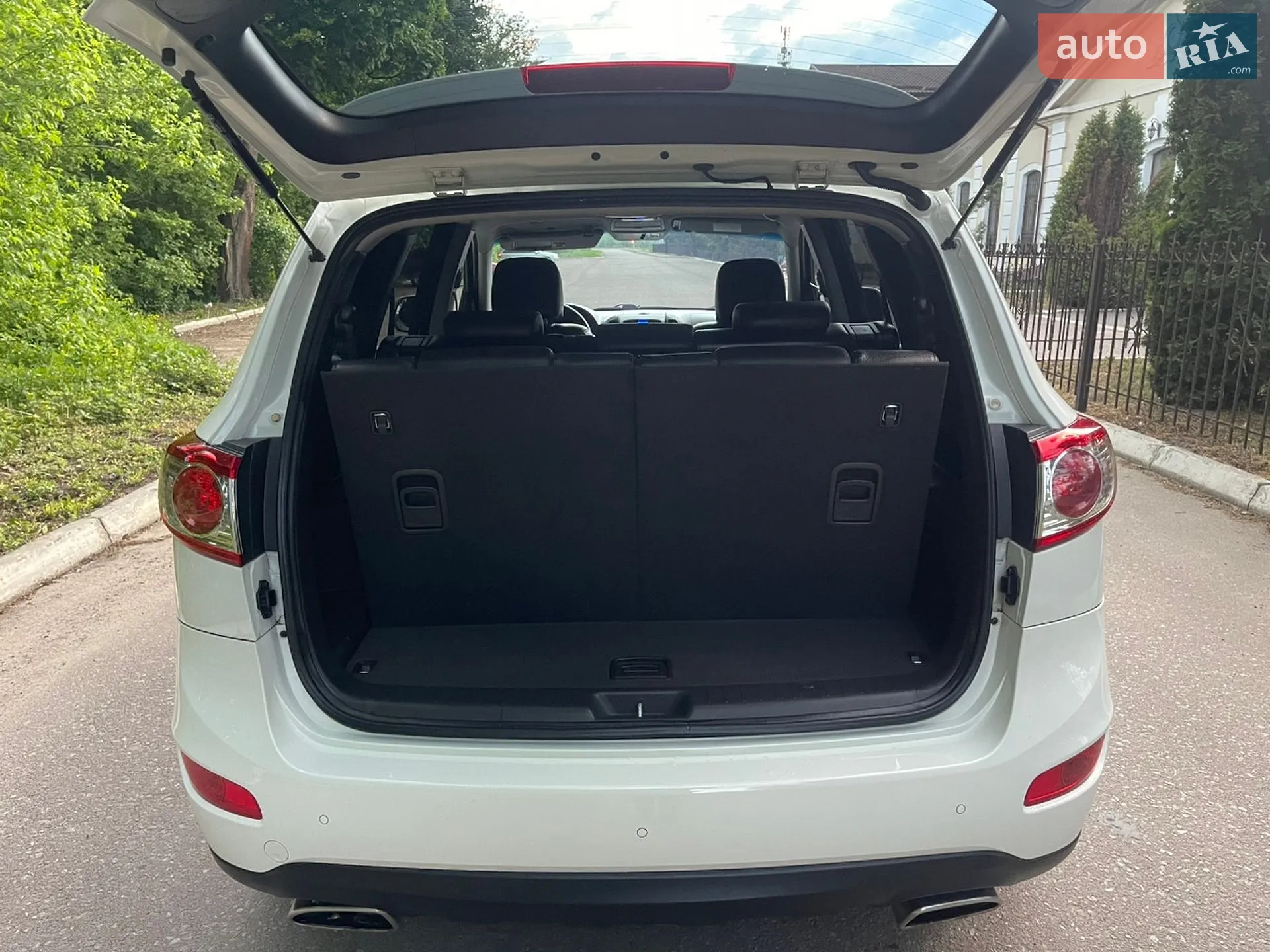 2011 Hyundai Santa Fe - мініатюра 30