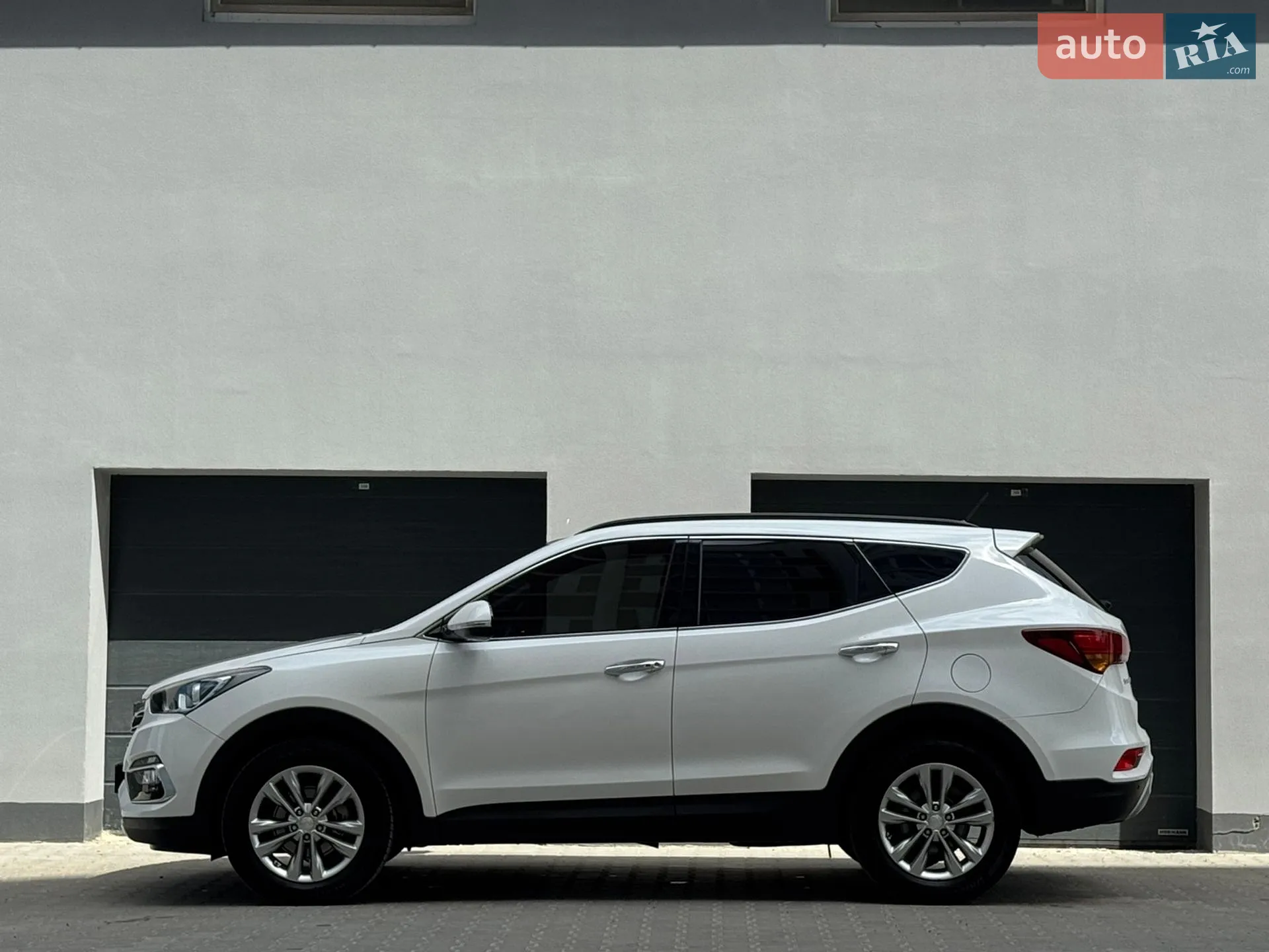 2016 Hyundai Santa Fe - мініатюра 37
