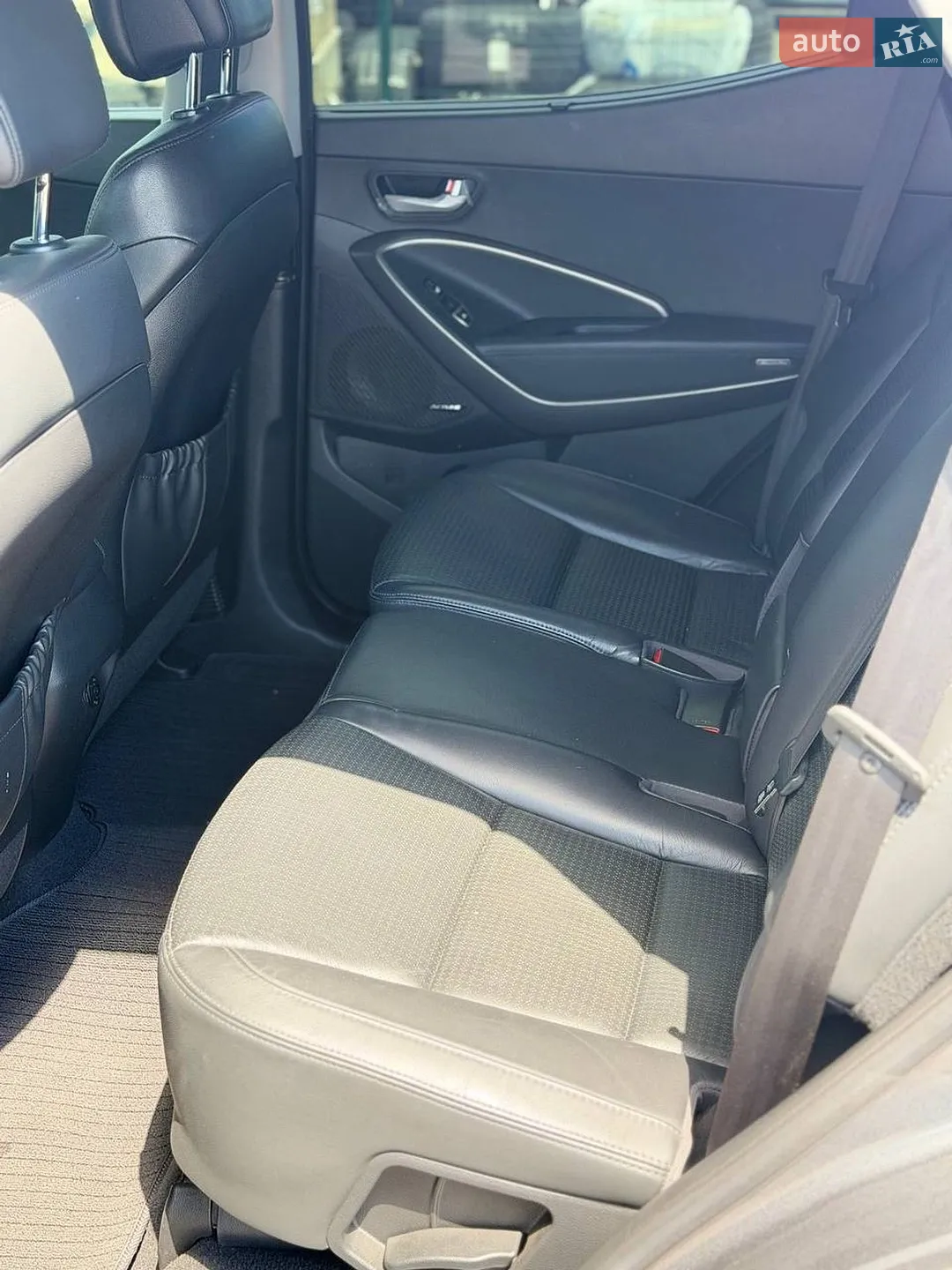 2012 Hyundai Santa Fe - мініатюра 10