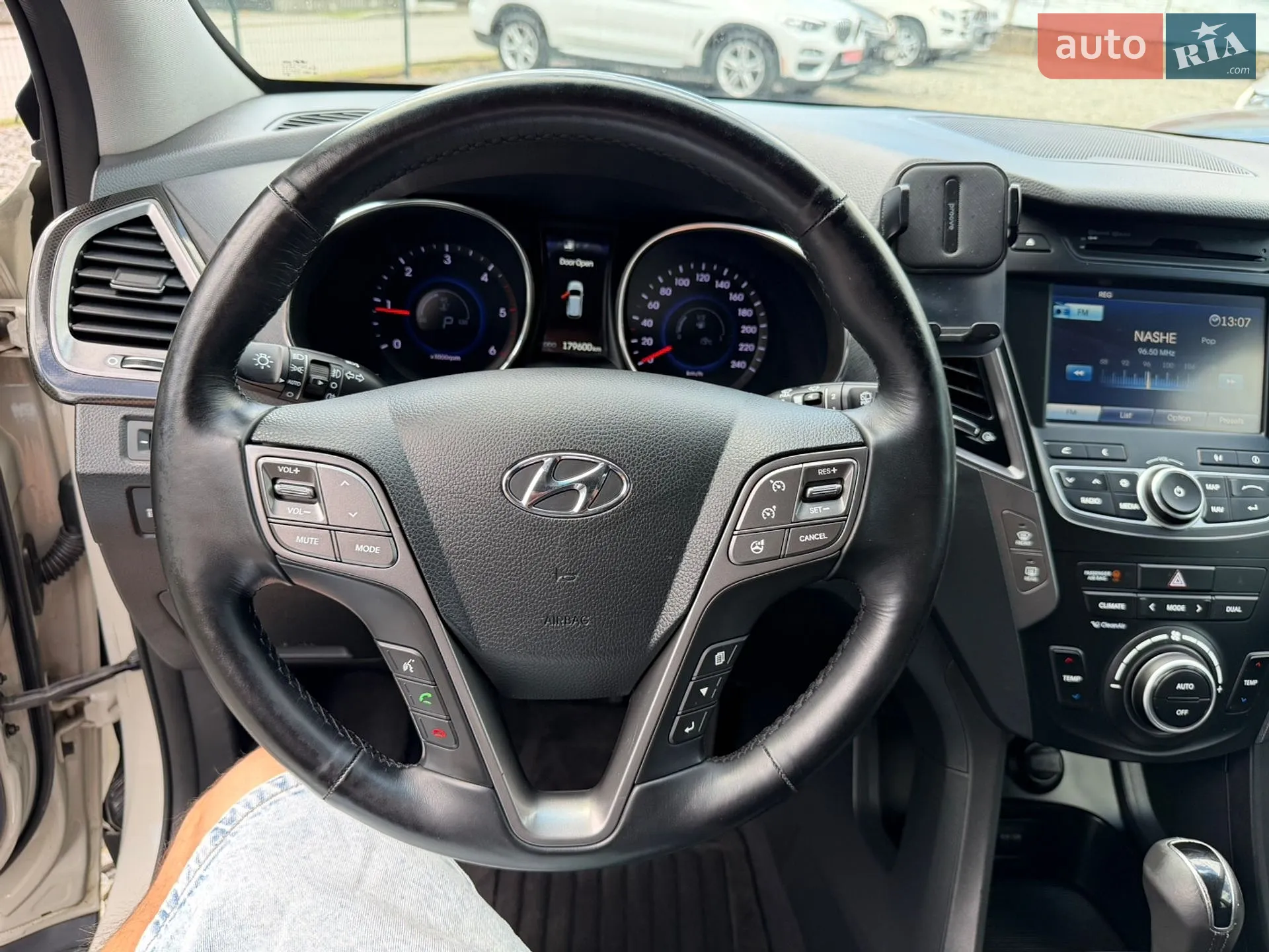 2015 Hyundai Santa Fe - мініатюра 19
