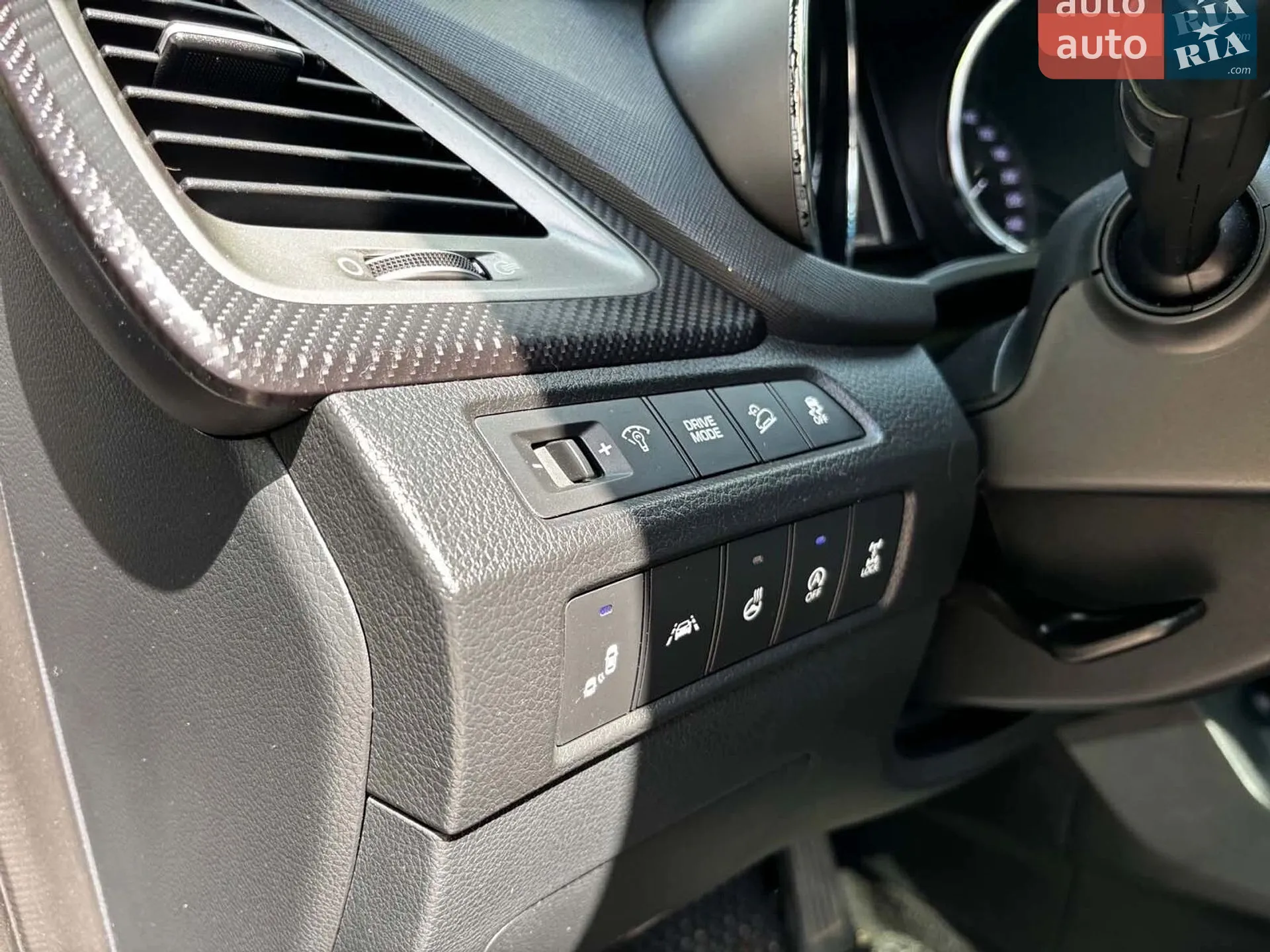 2015 Hyundai Santa Fe - мініатюра 23