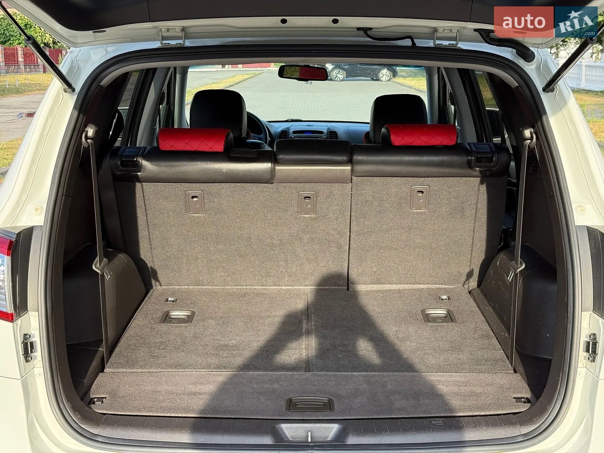 2011 Hyundai Santa Fe - мініатюра 33