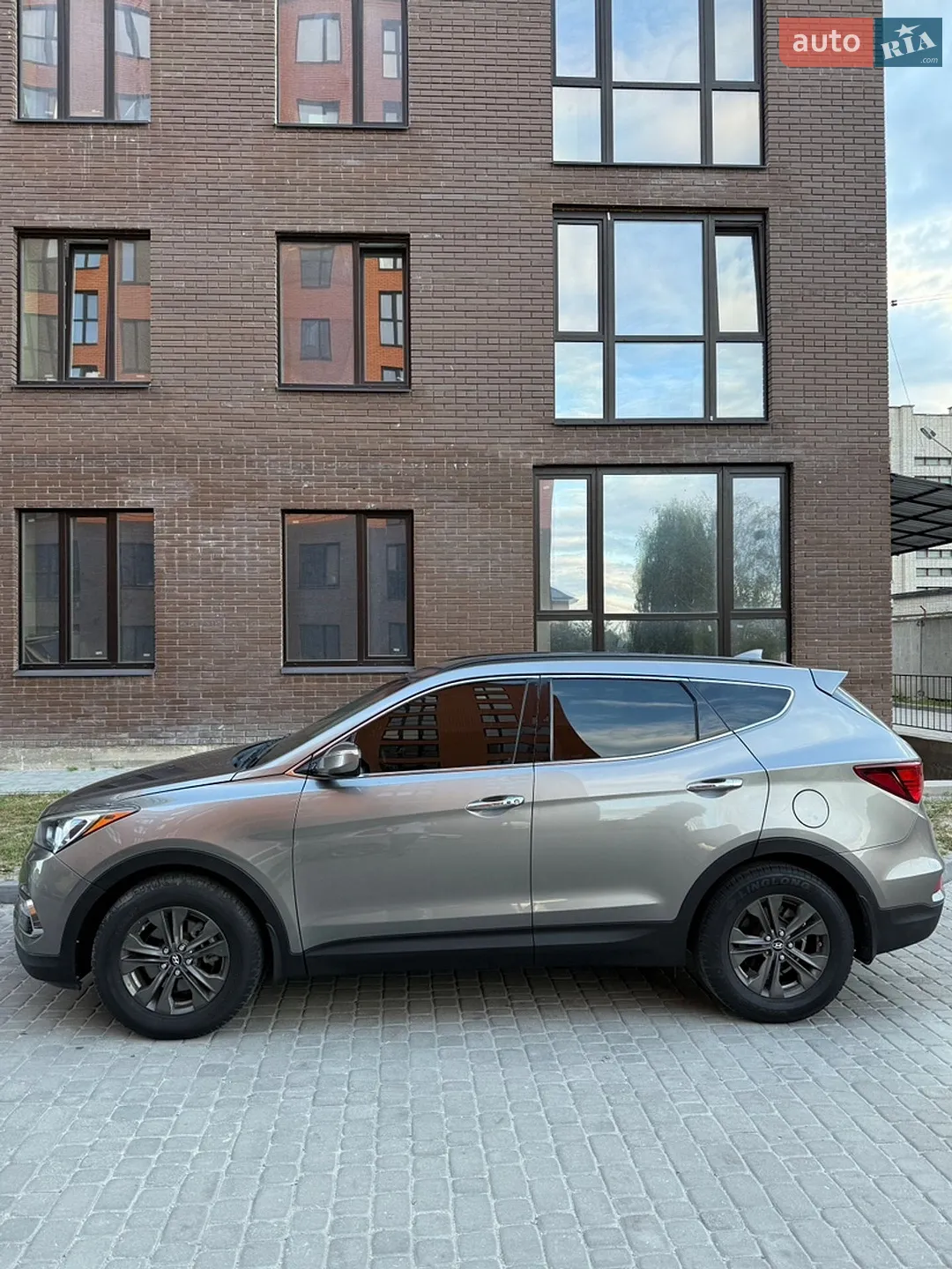 2016 Hyundai Santa Fe - мініатюра 7