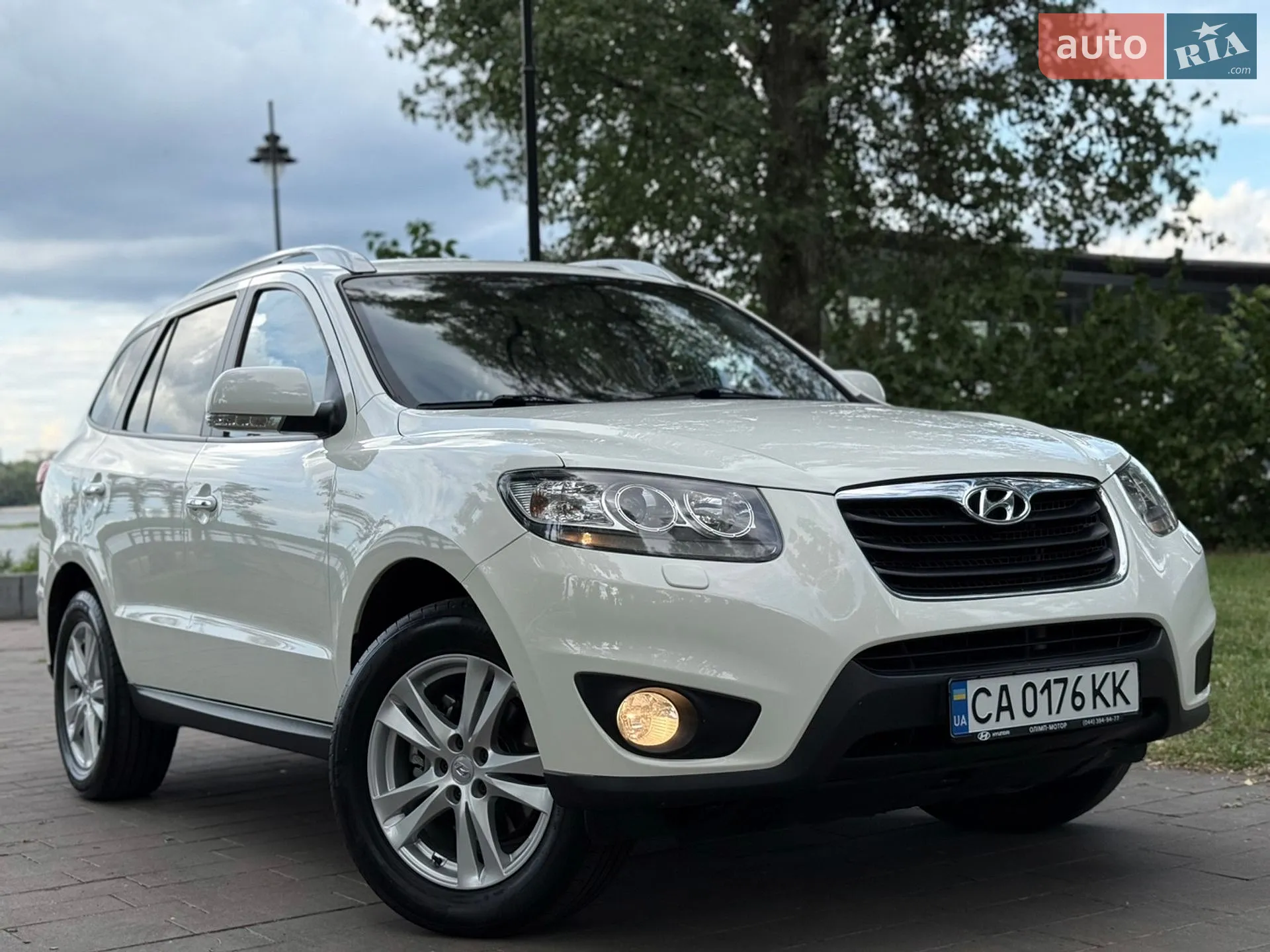 2011 Hyundai Santa Fe - мініатюра 4