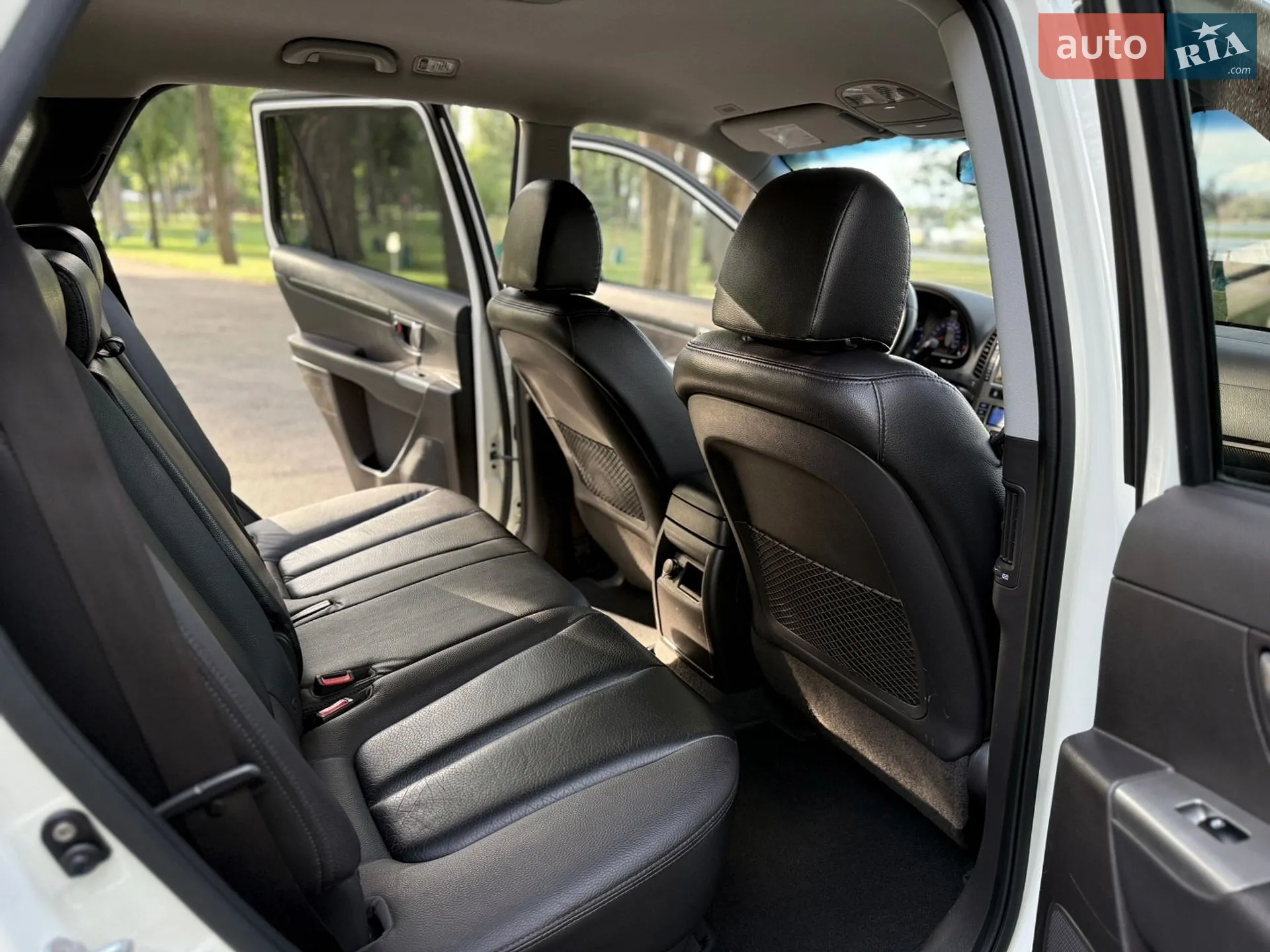 2011 Hyundai Santa Fe - мініатюра 26