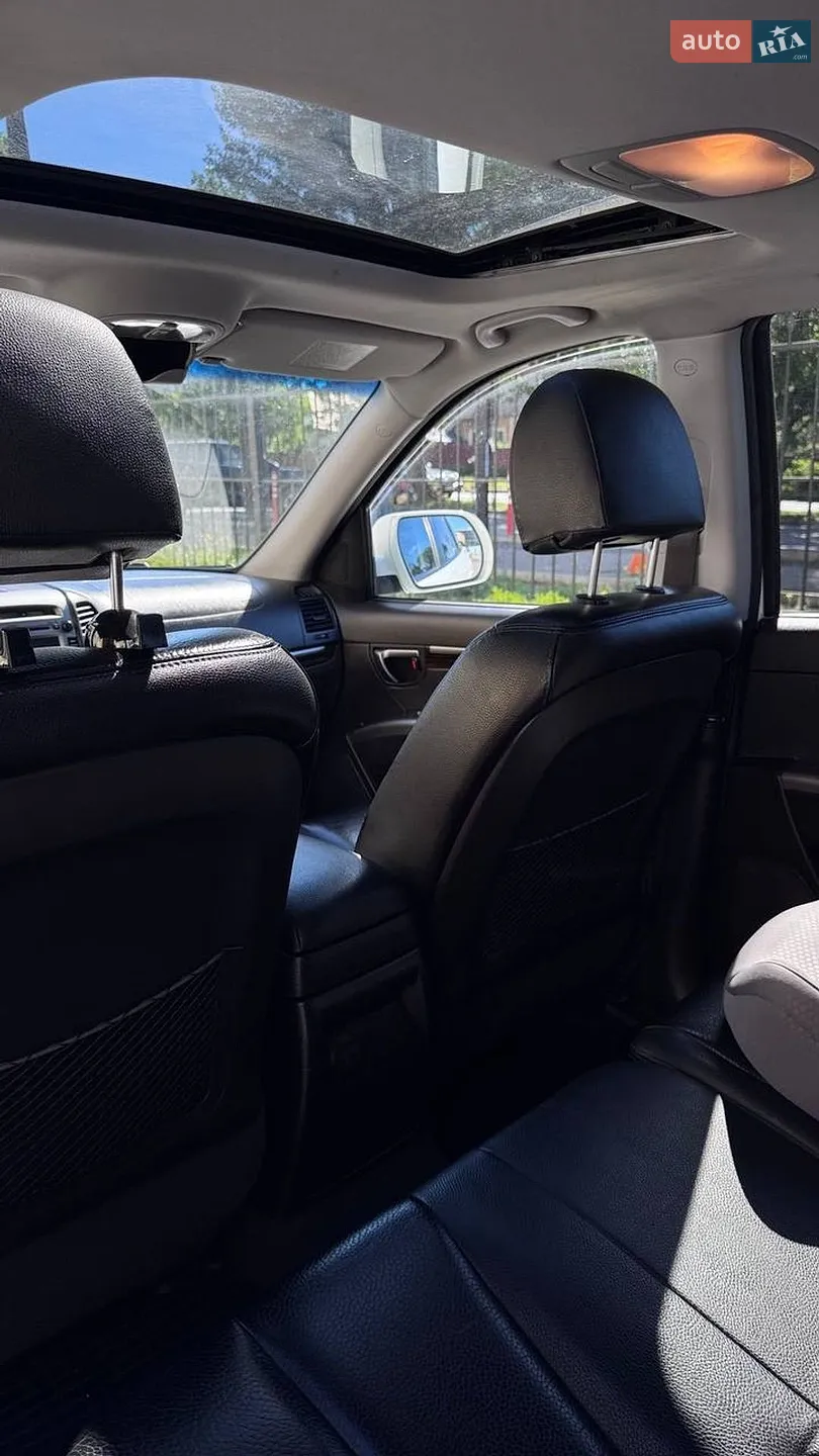 2011 Hyundai Santa Fe - мініатюра 26