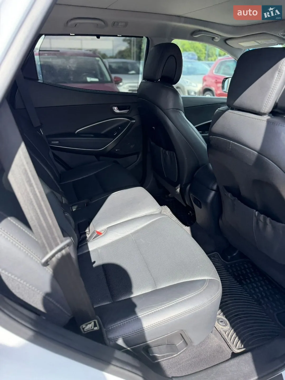 2016 Hyundai Santa Fe - мініатюра 33