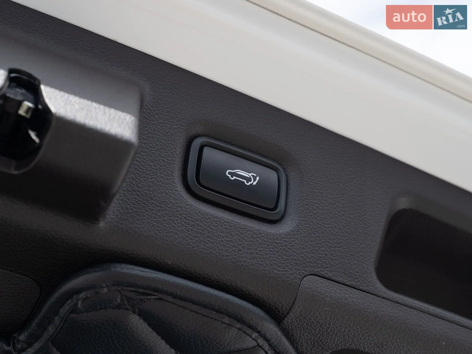 2019 Hyundai Santa Fe - мініатюра 13