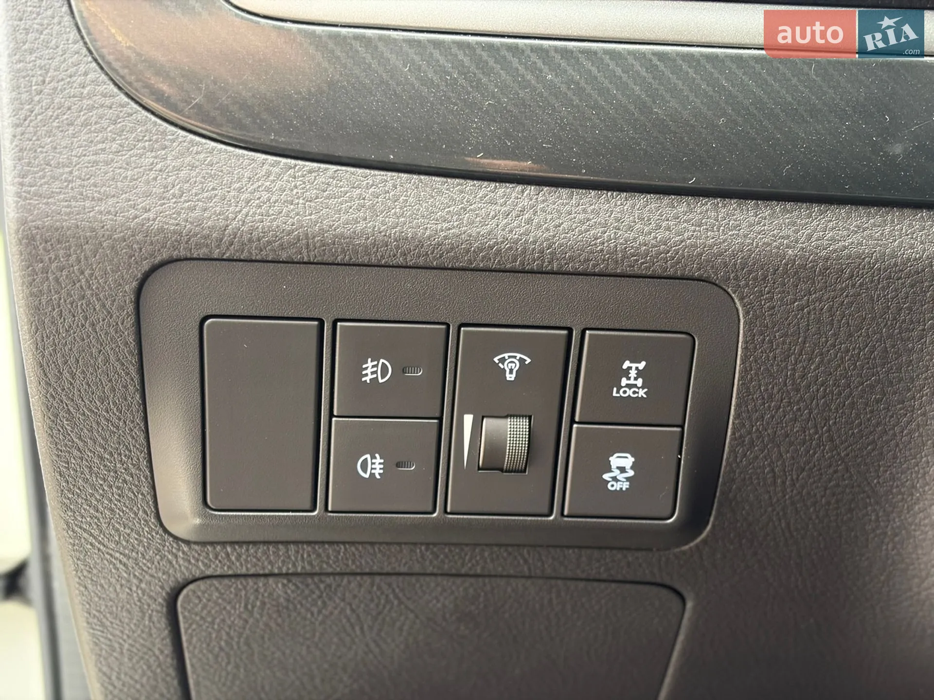 2012 Hyundai Santa Fe - мініатюра 27