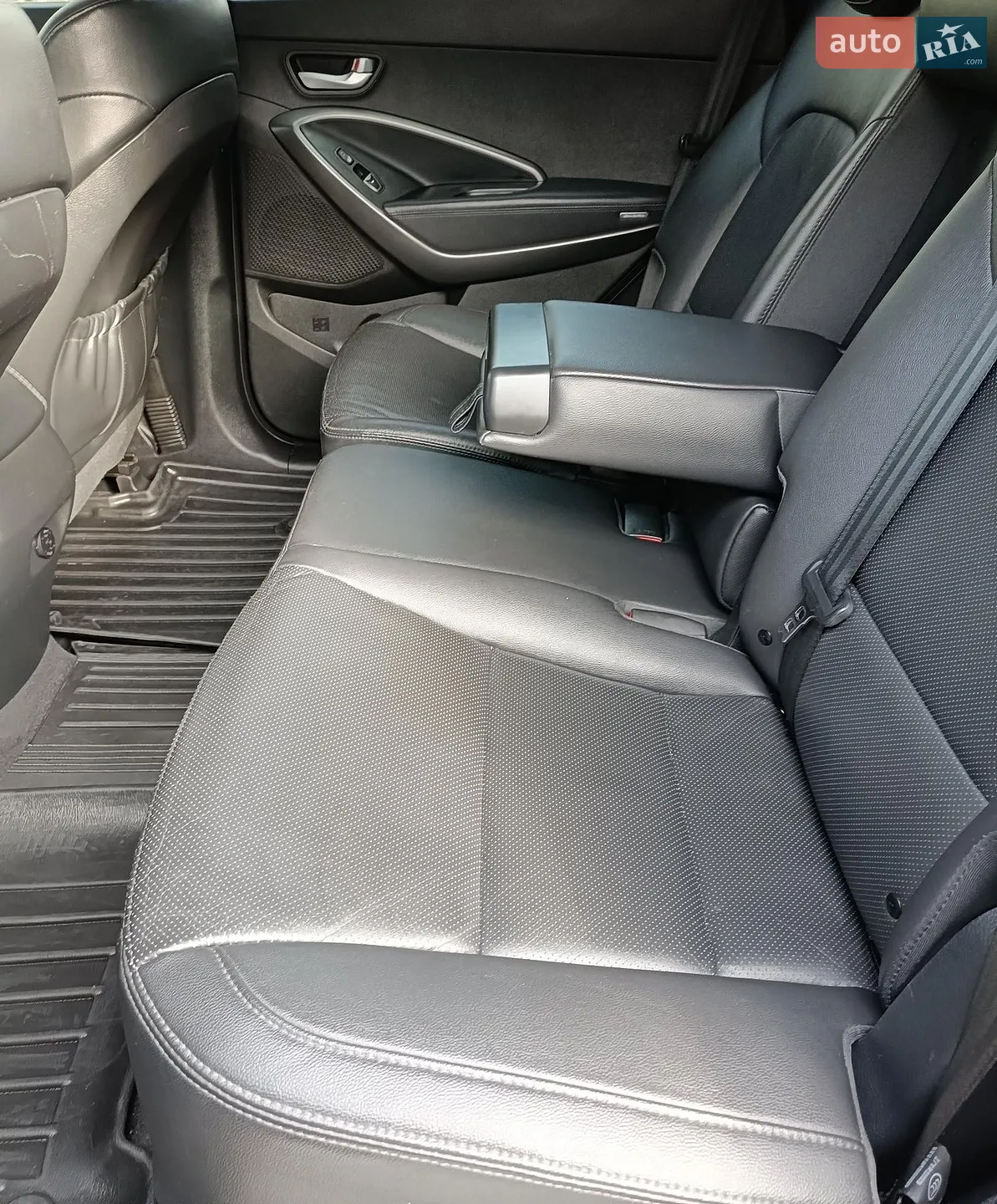 2013 Hyundai Santa Fe - мініатюра 38