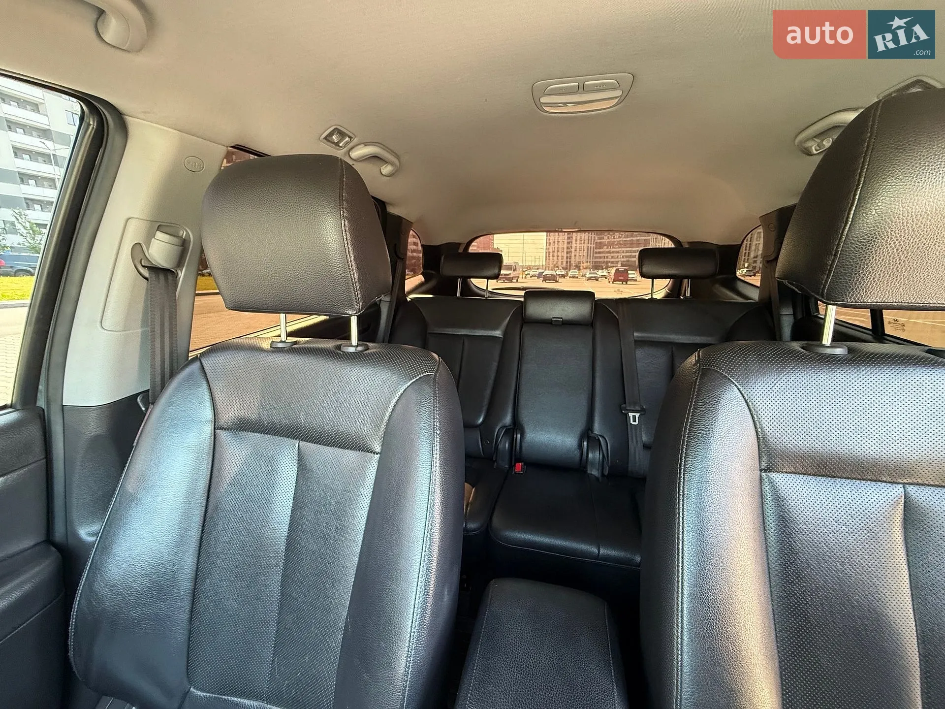 2011 Hyundai Santa Fe - мініатюра 15
