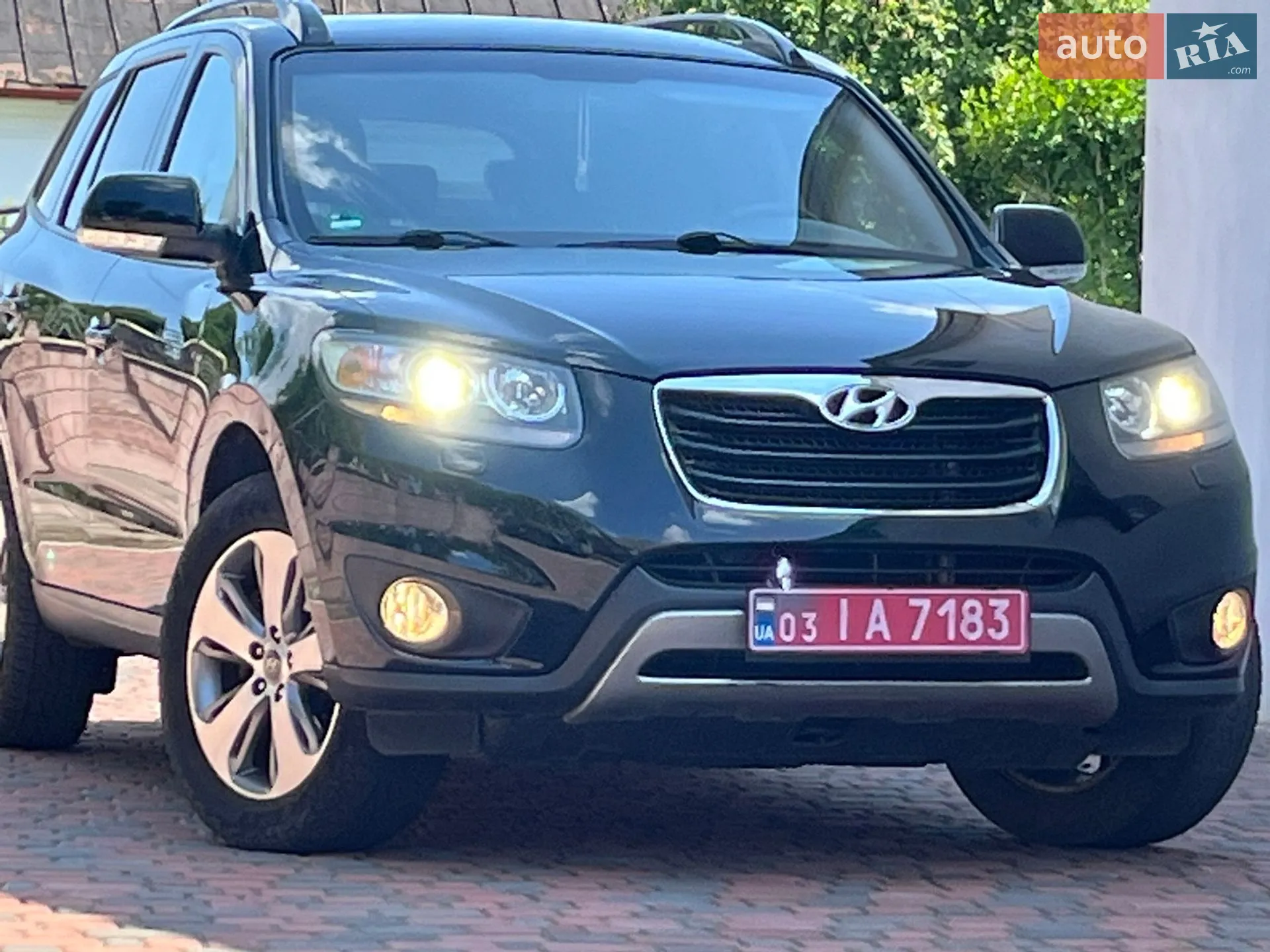 2011 Hyundai Santa Fe - мініатюра 2