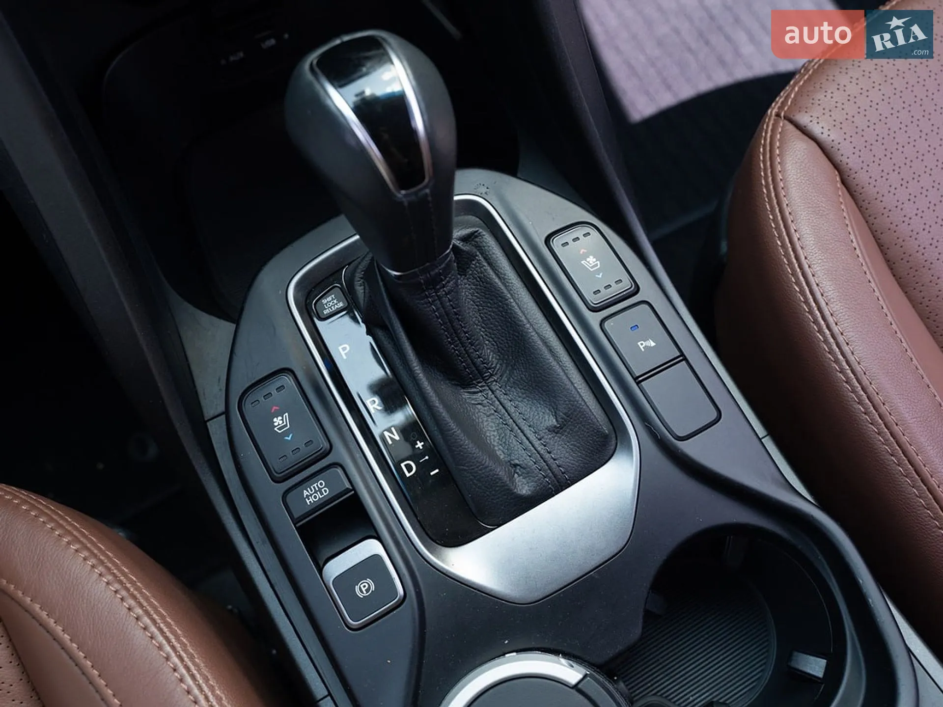 2012 Hyundai Santa Fe - мініатюра 27