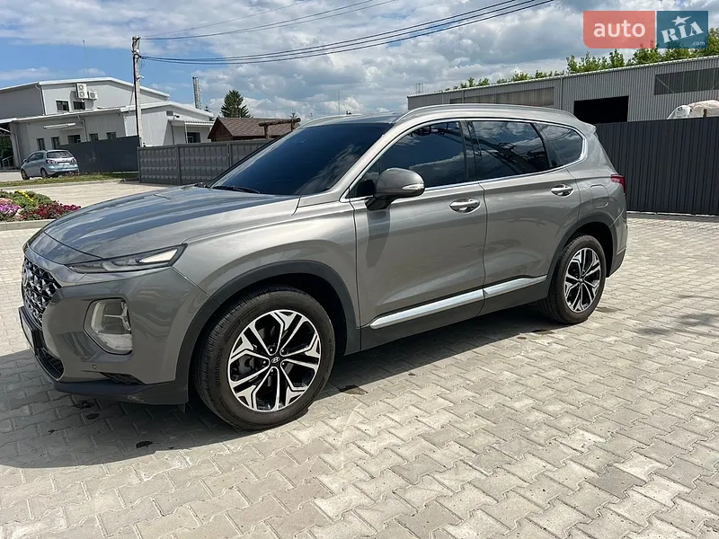 Hyundai Santa FE