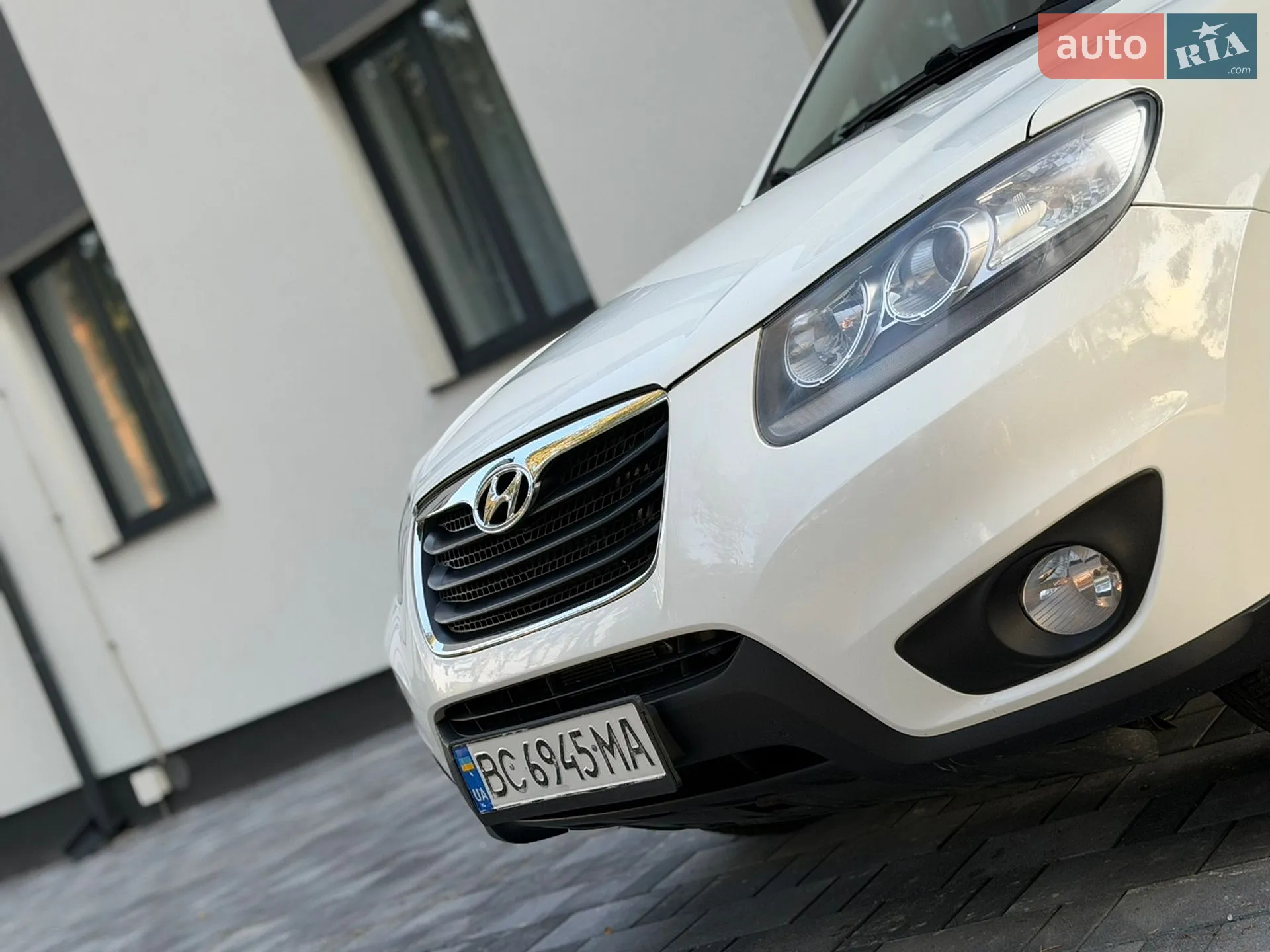 2010 Hyundai Santa Fe - мініатюра 25