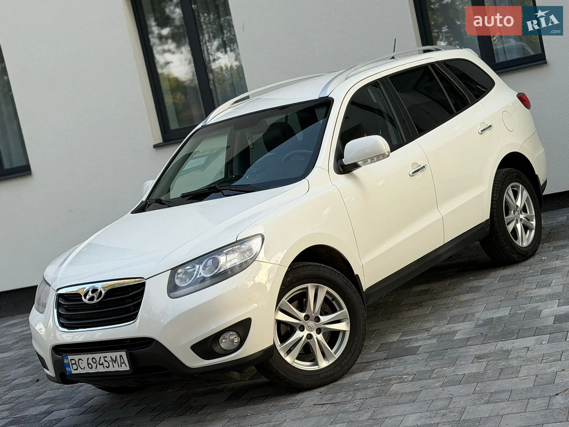 2010 Hyundai Santa Fe - мініатюра 33
