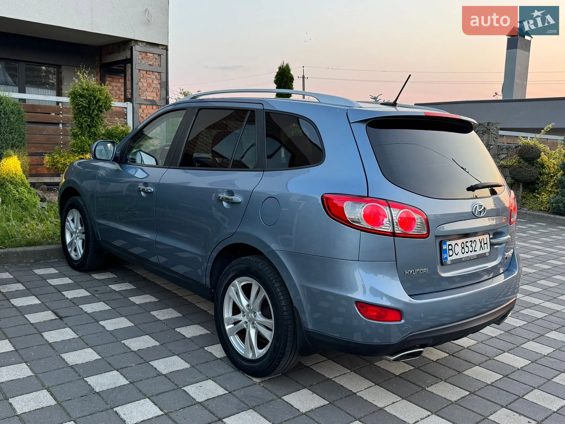 2010 Hyundai Santa Fe - мініатюра 22