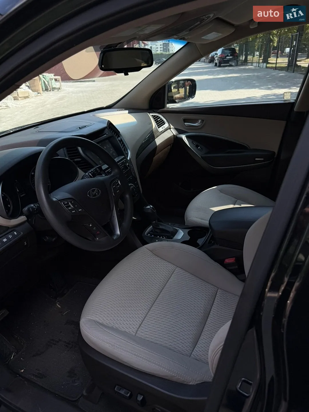 2017 Hyundai Santa Fe - мініатюра 11