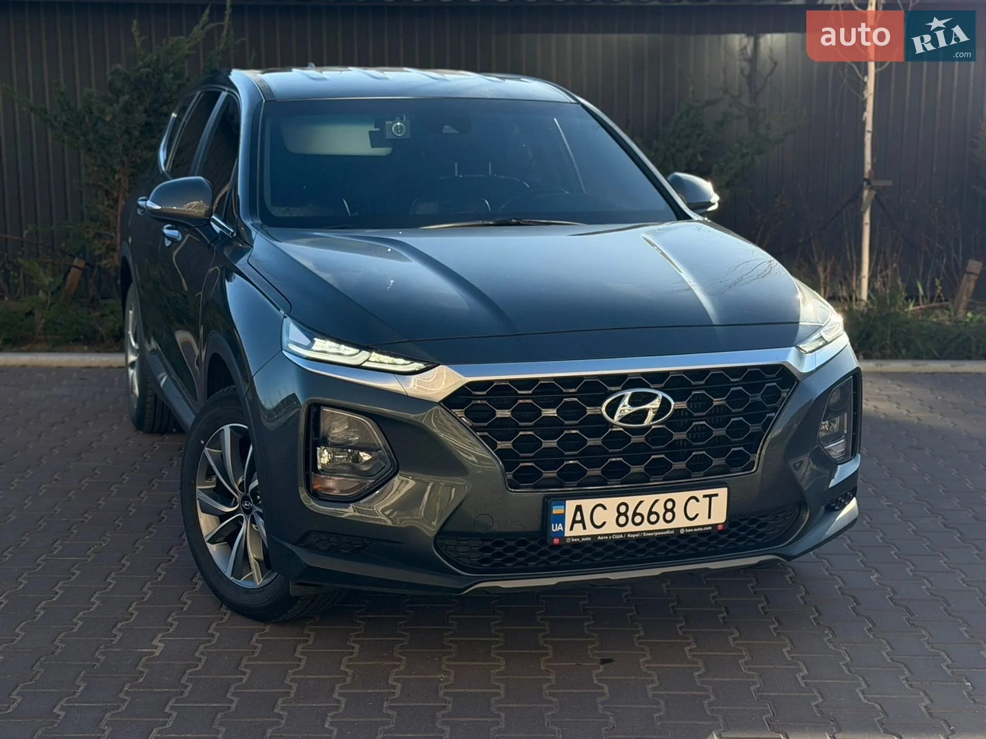 2019 Hyundai Santa Fe - мініатюра 2