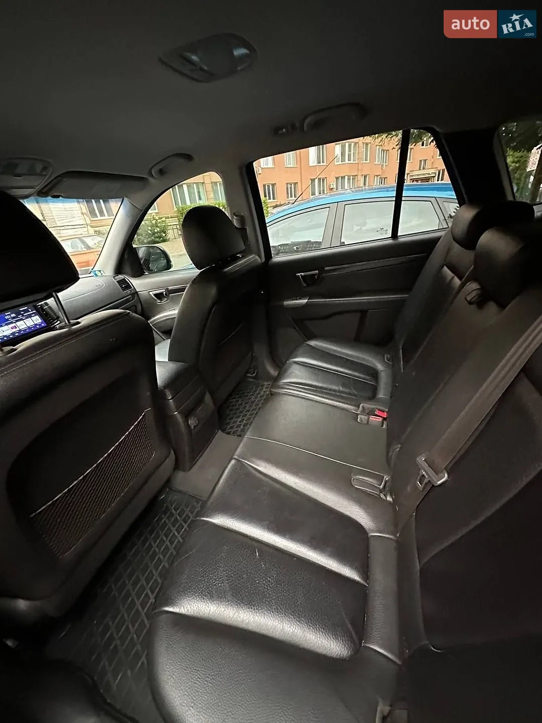 2011 Hyundai Santa Fe - мініатюра 10