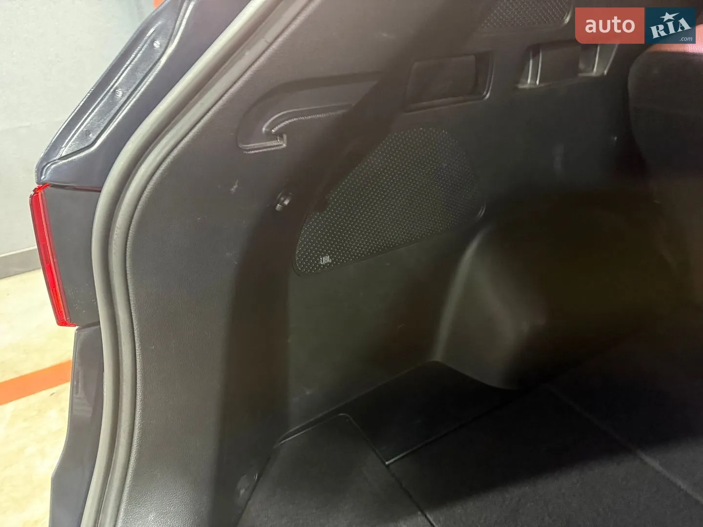 2015 Hyundai Santa Fe - мініатюра 29
