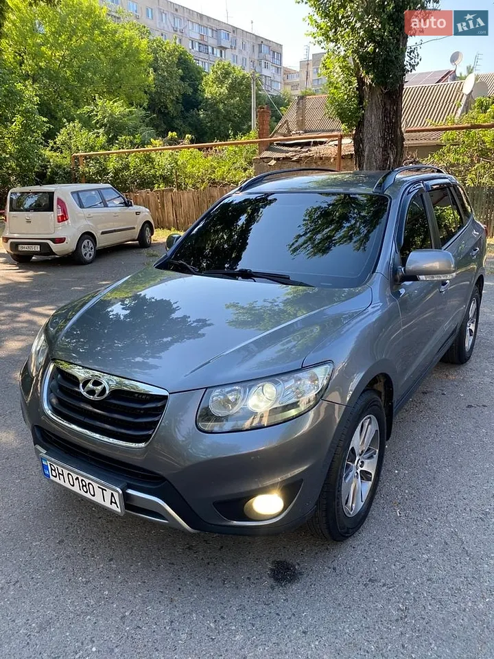 2010 Hyundai Santa Fe - мініатюра 16
