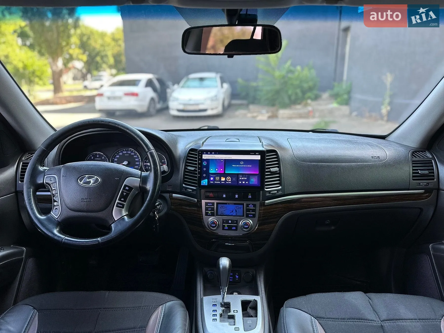 2010 Hyundai Santa Fe - мініатюра 29