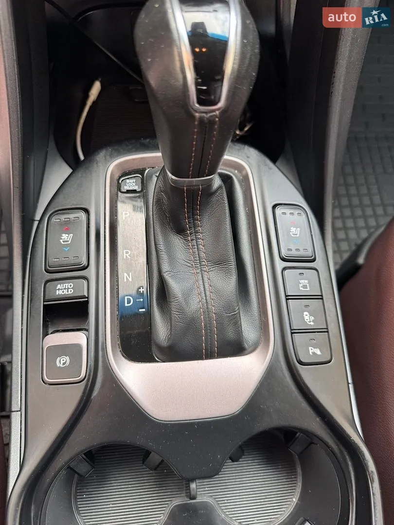 2016 Hyundai Santa Fe - мініатюра 28