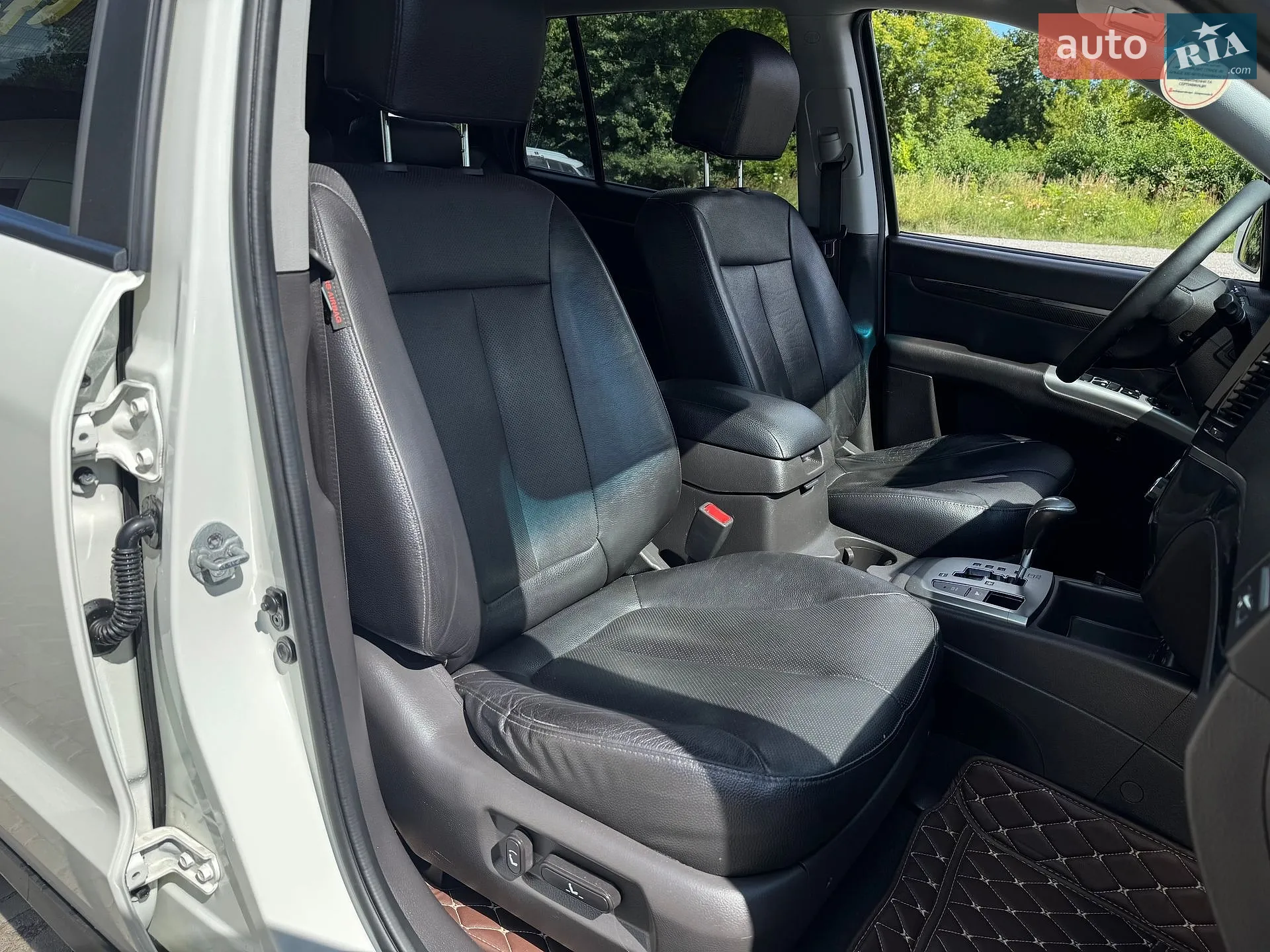 2011 Hyundai Santa Fe - мініатюра 34