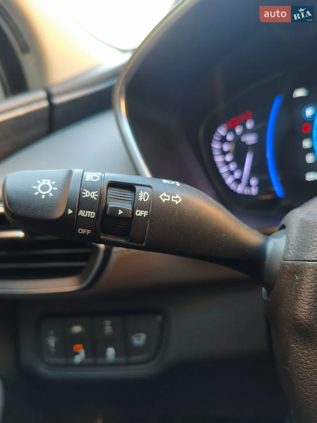 2018 Hyundai Santa Fe - мініатюра 16