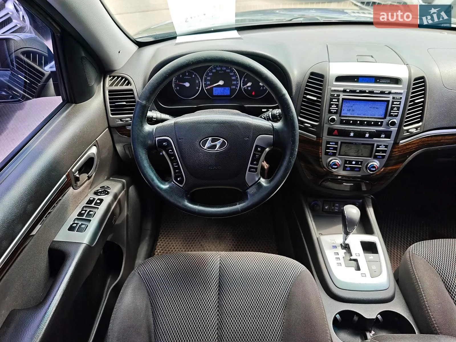 2012 Hyundai Santa Fe - мініатюра 17