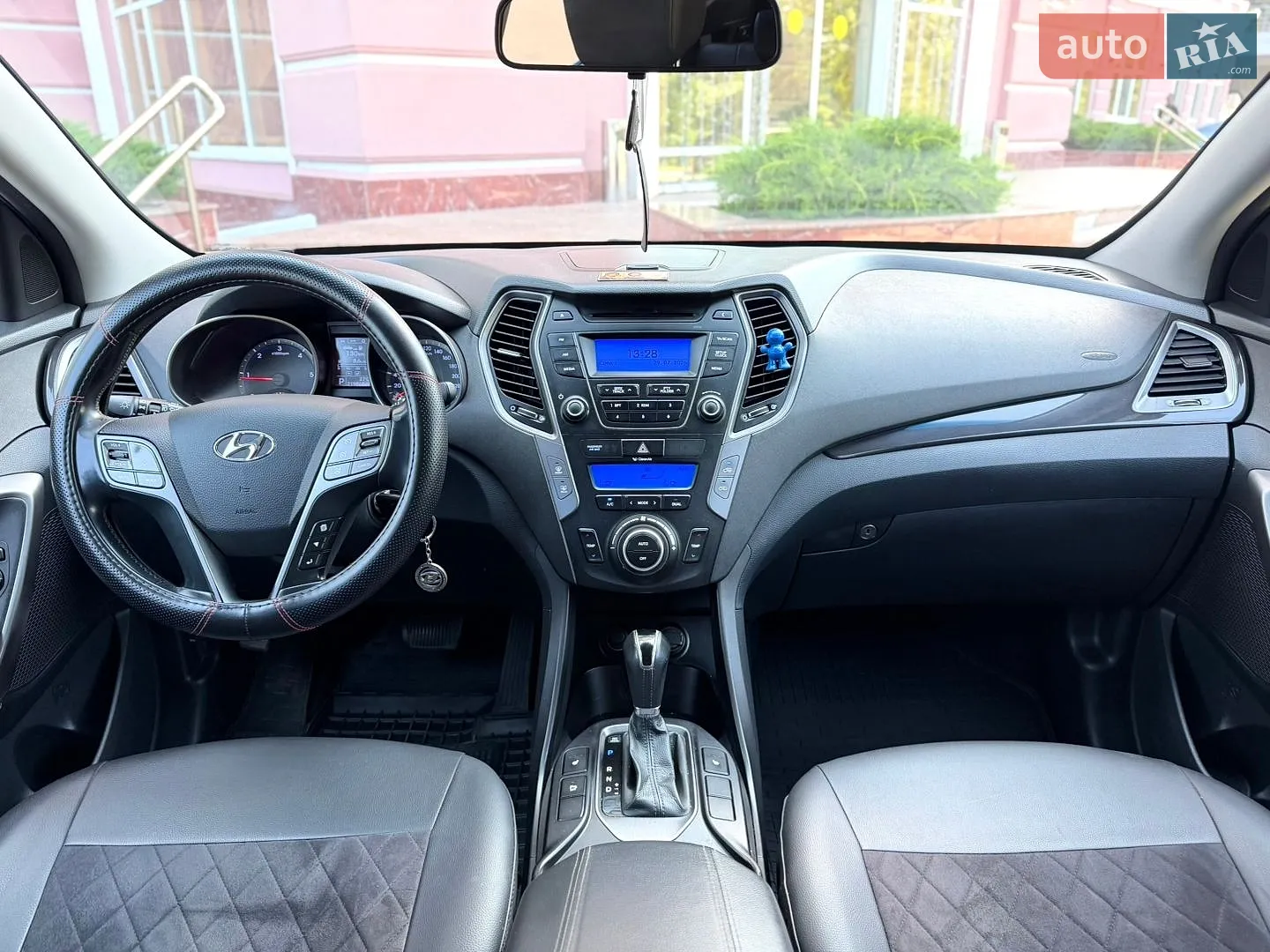 2012 Hyundai Santa Fe - мініатюра 24